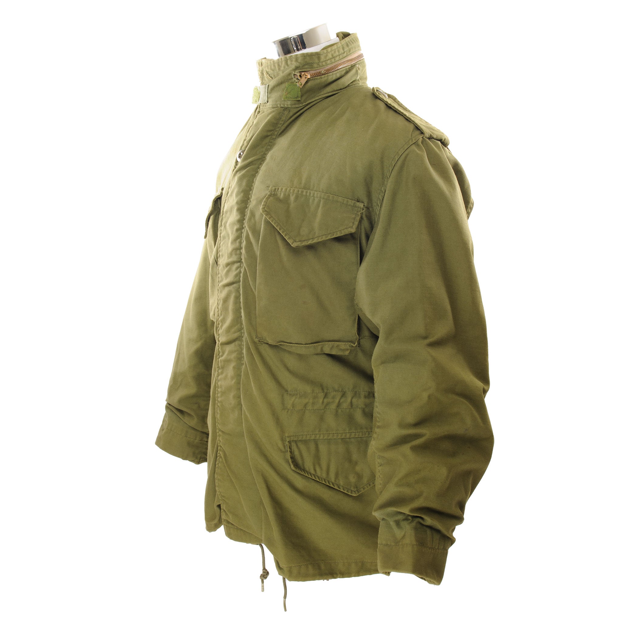 Vintage US Army M-1965 M65 Field Jacket - Medium Regular Size - Military Green Outerwear for Men - Perfect for Outdoor Adventures, Hiking & Casual Wear