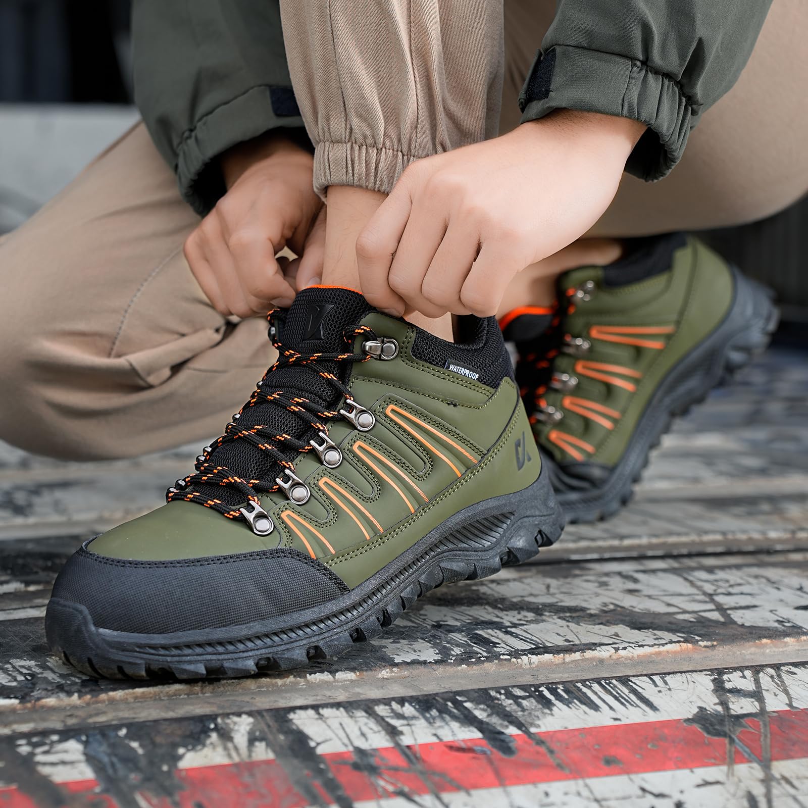 **DXINZHI Men's Steel Toe Work Shoes - Indestructible, Waterproof & Non-Slip Safety Boots with Composite Toe for Outdoor & Industrial Use**    **Usage Scenarios:** Perfect for construction, warehouse work, hiking, and heavy-duty outdoor activities.