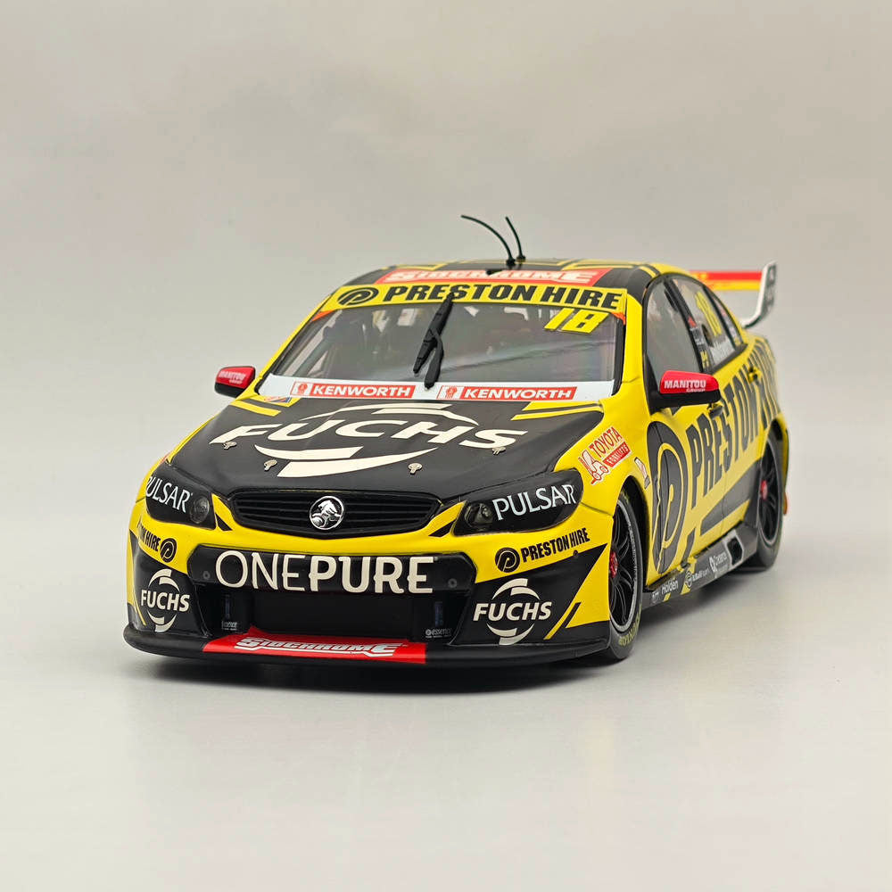 APEX 1/18 Scale Holden VF Commodore PRESTON HIRE RACING #18 LEE HOLDSWORTH 2017 AD80707 Diecast Model Car - Limited Edition Collectible for Racing Fans & Display