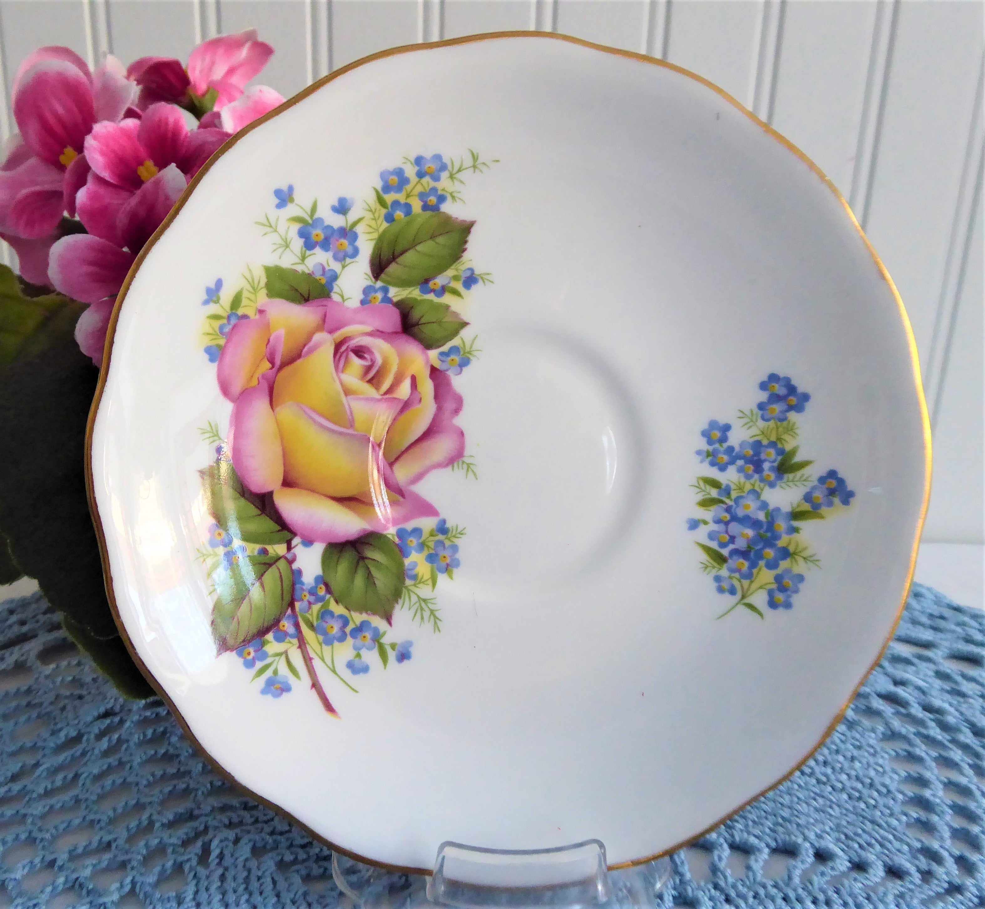 Vintage 1960s Royal Vale English Bone China Tea Cup and Saucer Set - Pink & Yellow Rose with Forget-Me-Not Floral Design | Elegant Afternoon Tea, Bridal Shower Gift, Collectible Fine China