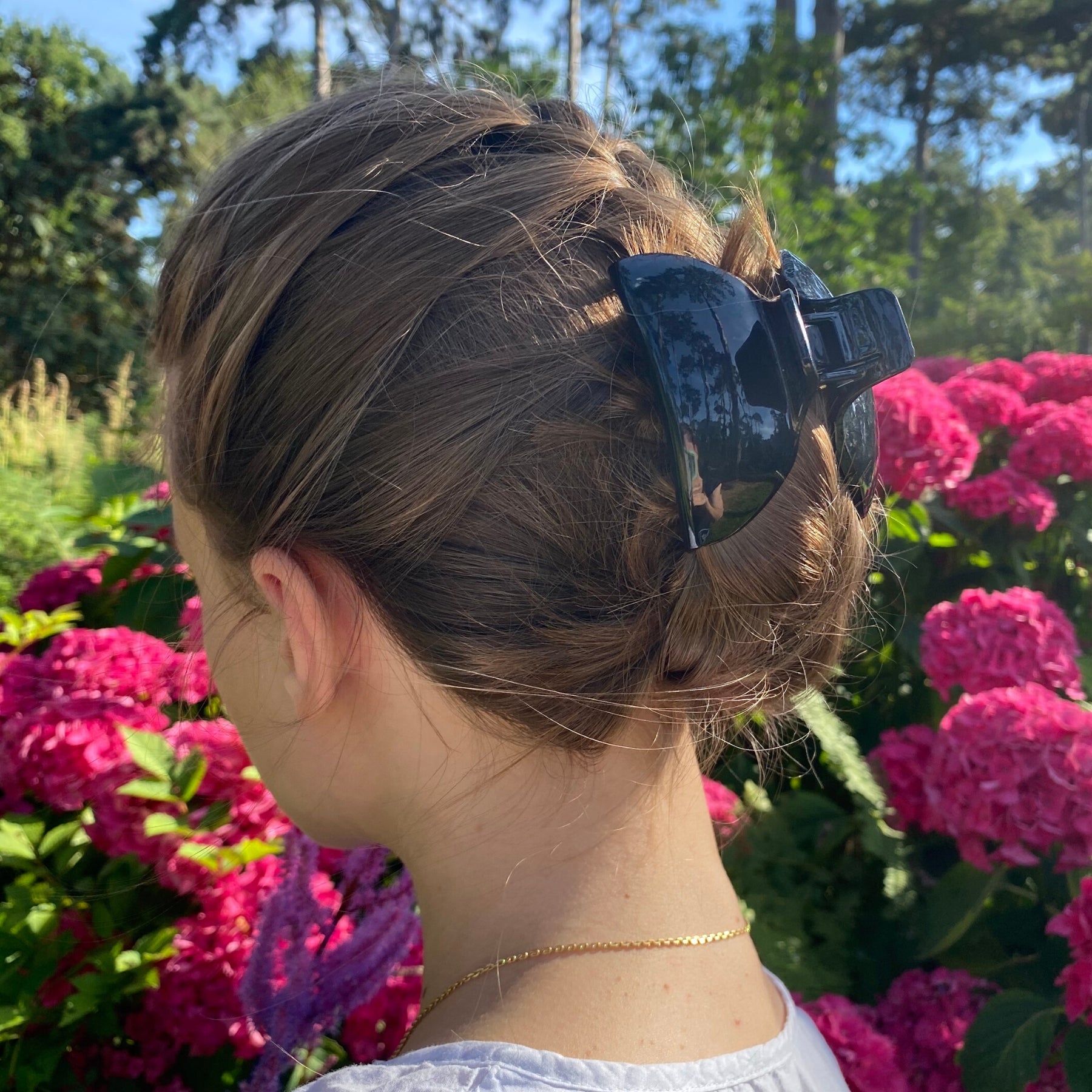 Pince Emie Black Hair Clip - Perfect for School, Work, and Everyday Hairstyles