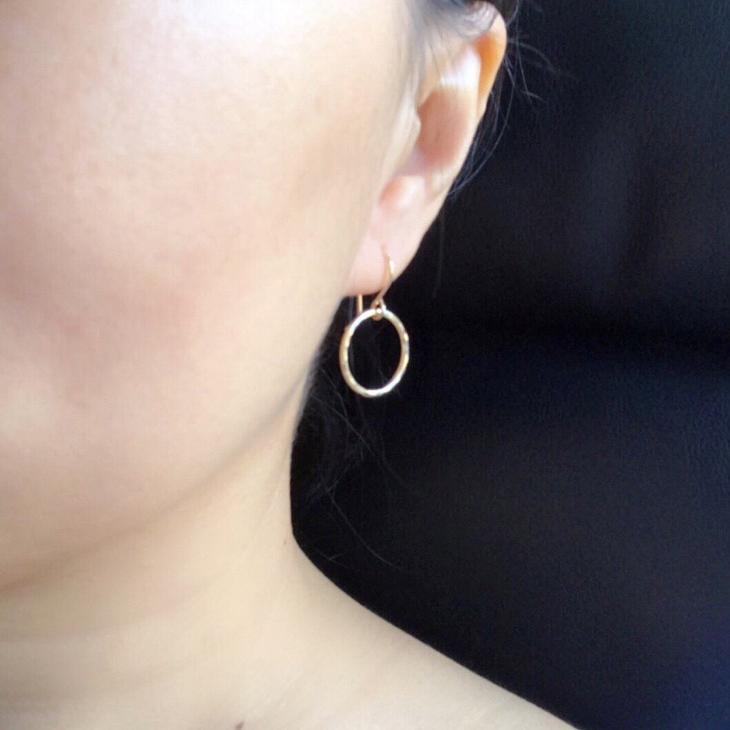 ELSIE E448 Elegant Dangle Earrings for Women - Perfect for Parties, Weddings & Everyday Wear