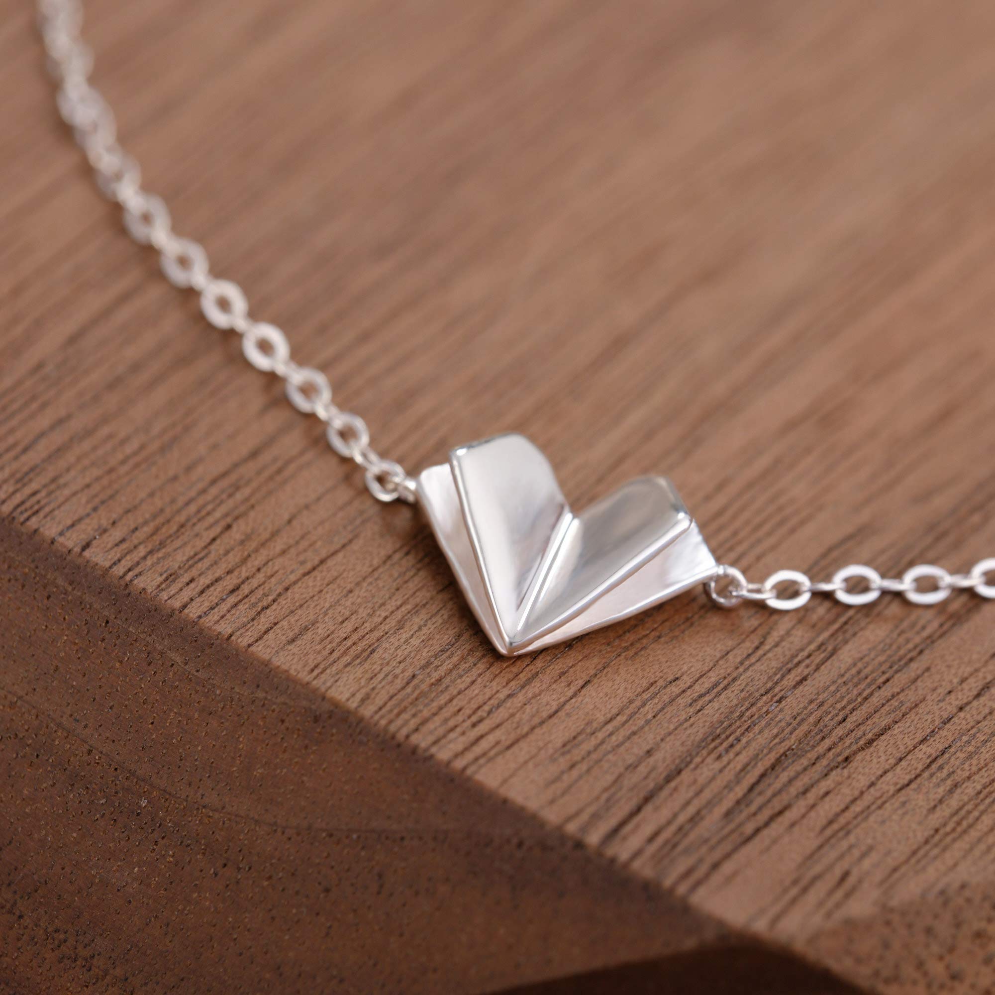 Meaningful Sister Friendship Bracelet - Thoughtful Gift for Non-Biological Sisters & Best Friends - Perfect for Birthdays, Anniversaries & Special Occasions