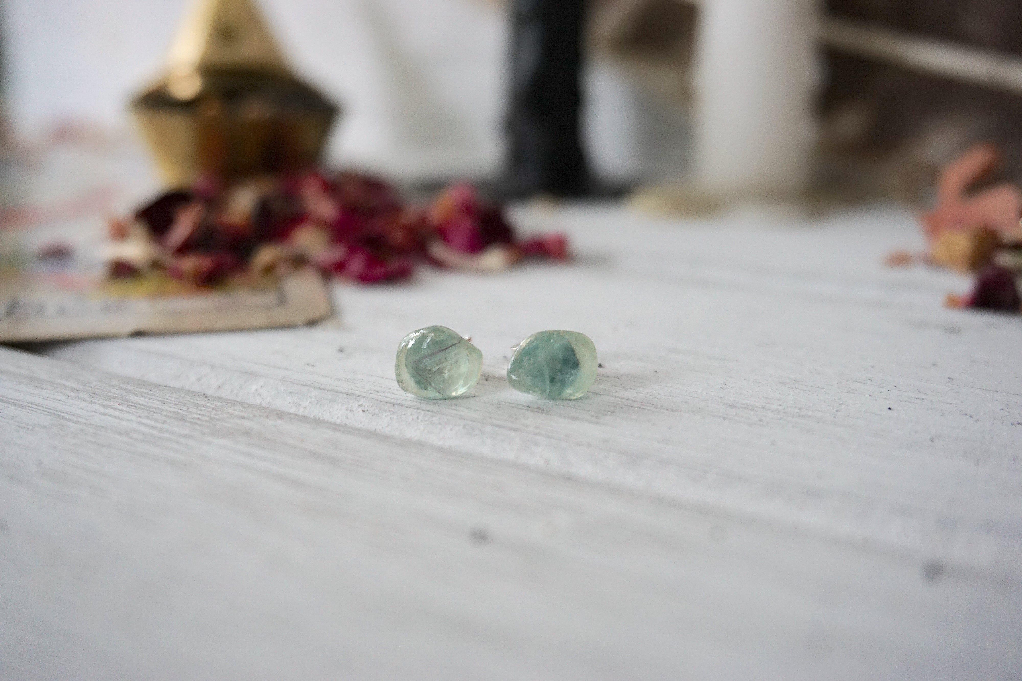 Green Fluorite Crystal Stud Earrings for Women – Aura Stud Earrings Collection – Healing Stone Jewelry for Daily Wear & Special Occasions