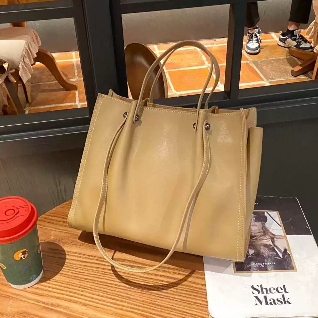 Milk tea color