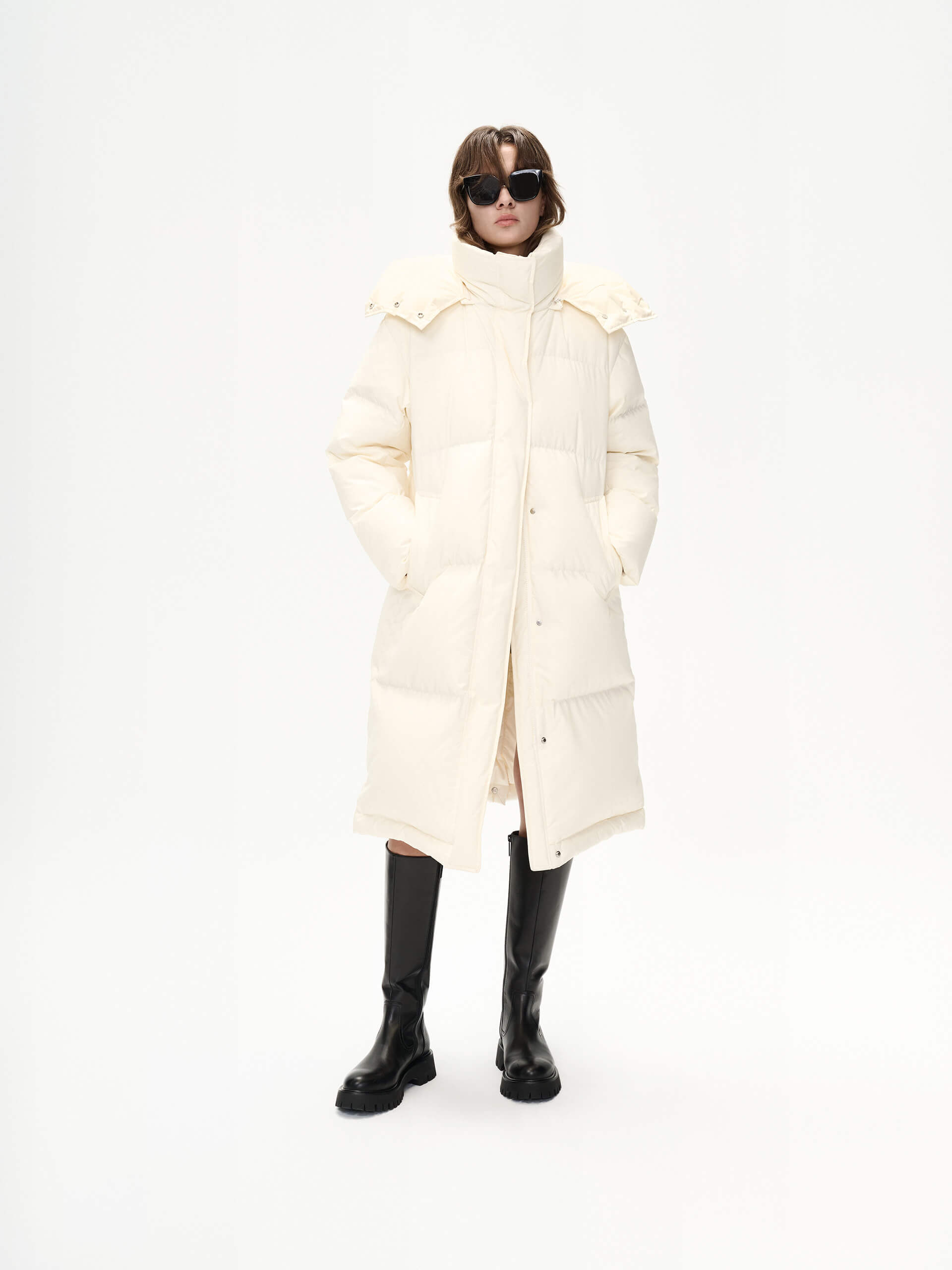 Warm Hooded Quilted Down Coat for Women - Lightweight Winter Jacket with Insulation - Perfect for Cold Weather, Snow Activities & Outdoor Adventures