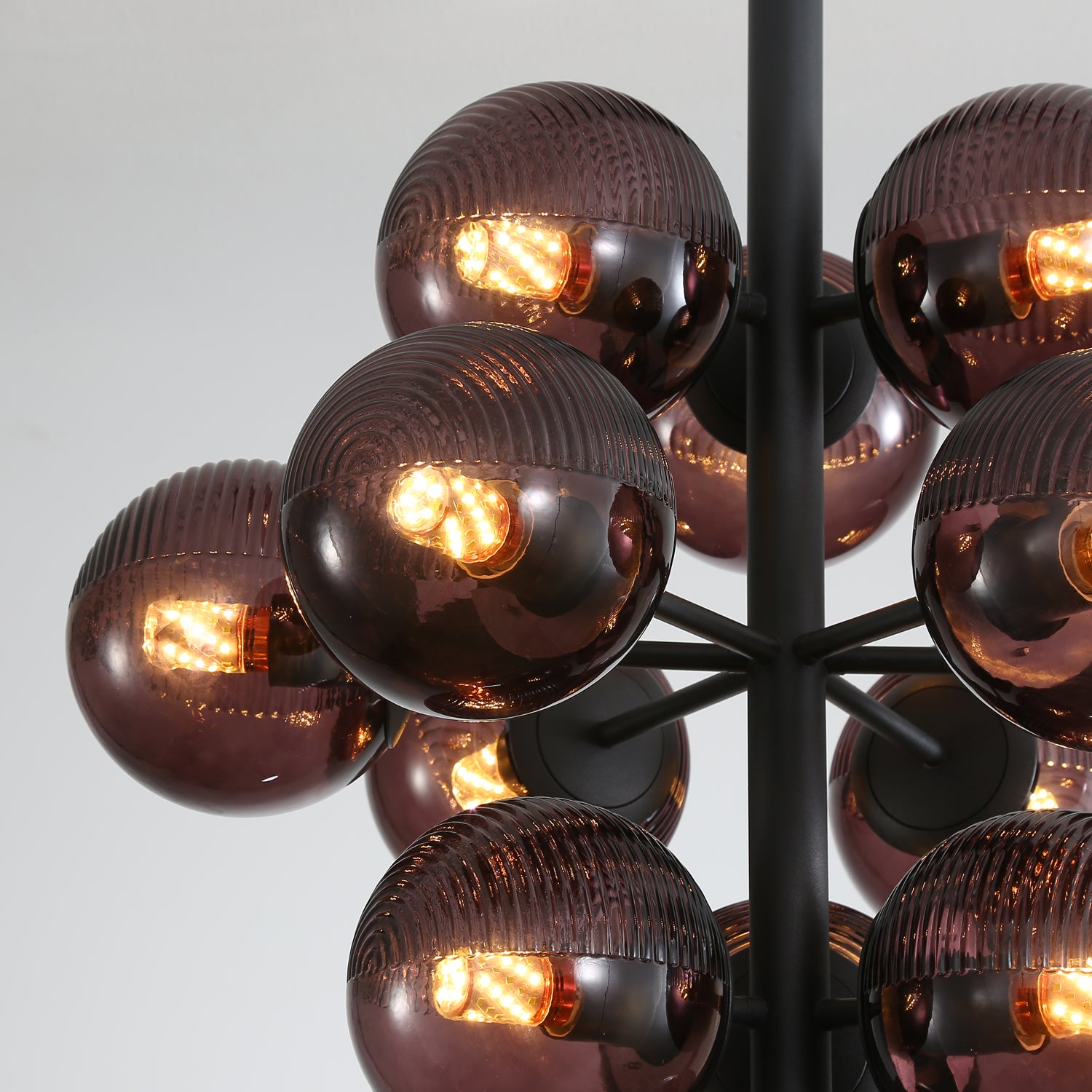 Elegant Grape Pendant Light - Modern Glass Chandelier for Dining Room, Kitchen Island & Bedroom Lighting Decor