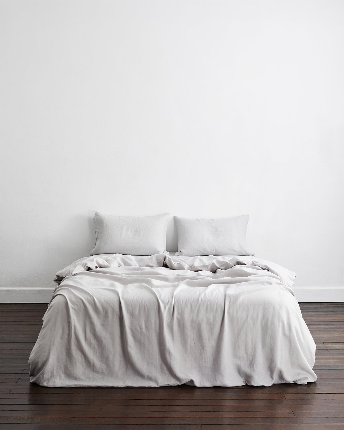 100% French Flax Linen Duvet Cover Set - Breathable & Hypoallergenic Bedding for All Seasons | Perfect for Eco-Friendly Home Decor & Luxury Bedroom Upgrade