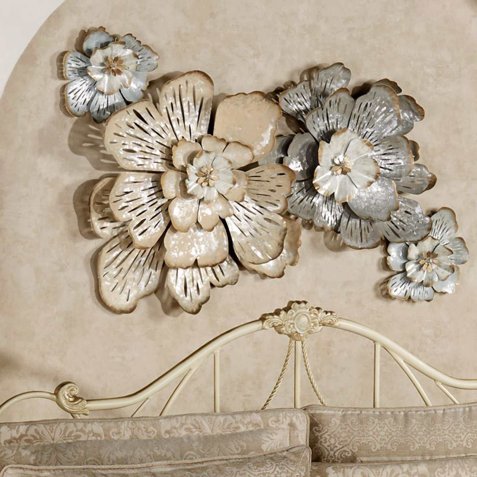 Touch of Class Grand Allure Floral Blossoms Metal Wall Art in Cream | Elegant Flower Design Sculpture | Handcrafted Home Decor for Bedroom, Living Room, Entryway & Office | Perfect for Farmhouse, Boho & Modern Interior Styles