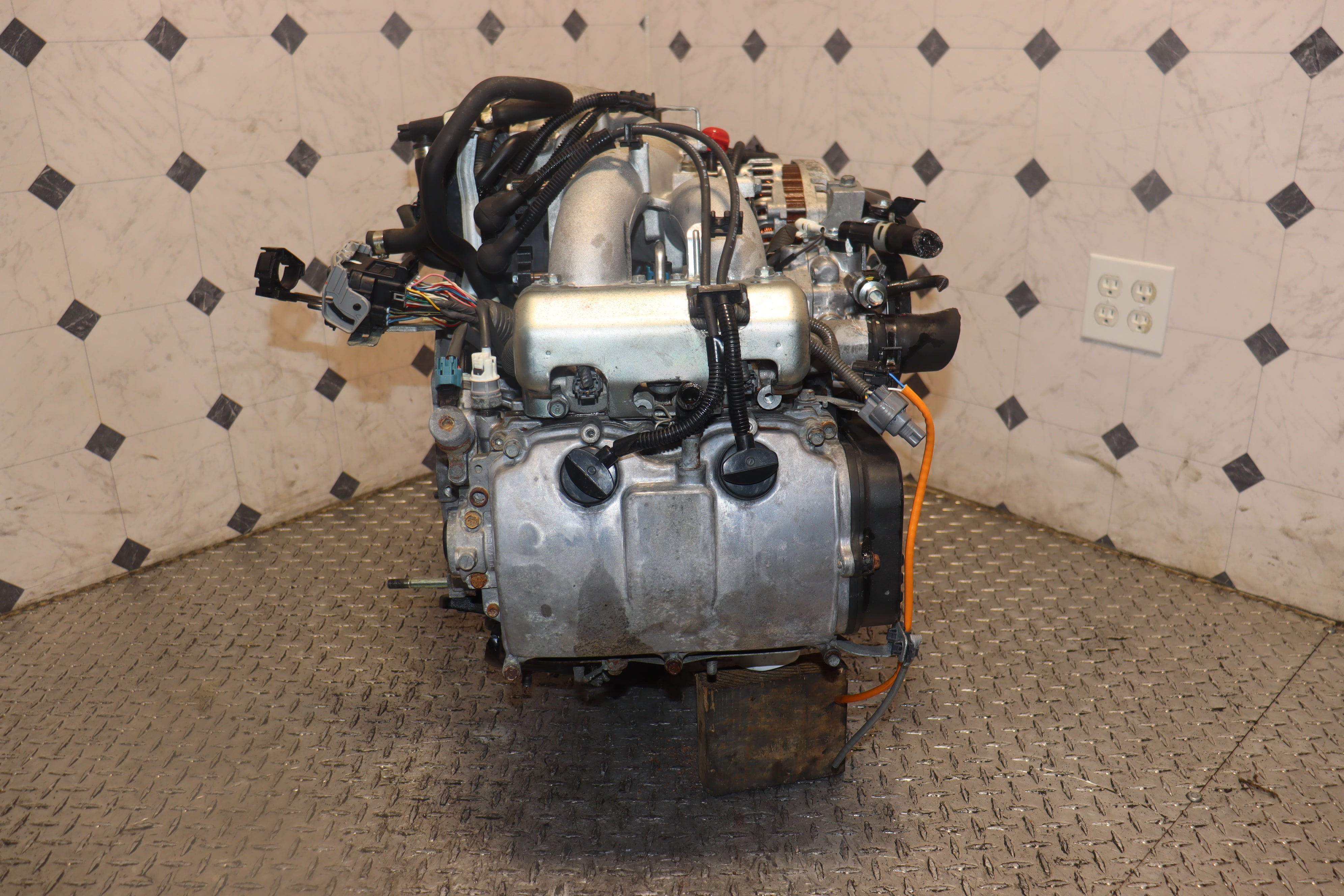 JDM EJ25 SOHC AVCS 2.5L Engine for 2006-2011 Subaru Impreza WRX STI Legacy Outback - High Performance Replacement Motor for Racing & Daily Driving
