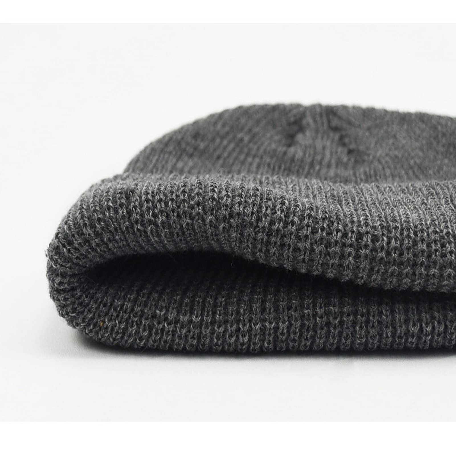 Faringoto Beanie Hat for Men & Women - Warm Winter Knit Cap for Outdoor Sports, Hiking, Skiing - Cozy Stocking Stuffer Gift for Christmas & Cold Weather Activities
