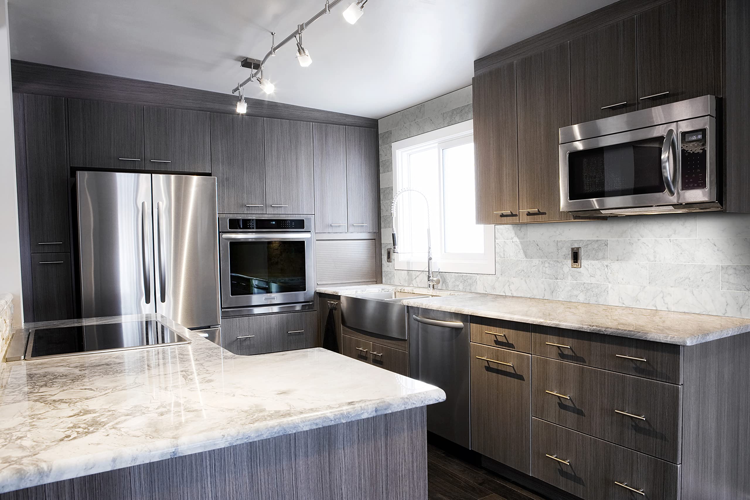 MSI Carrara White 12x4 Inch Honed Marble Subway Tile - Premium Kitchen Backsplash, Bathroom Wall & Shower Tile, Durable Floor Tile for Home Renovation - Perfect for Modern Farmhouse, Spa Bathroom & Luxury Kitchen Designs