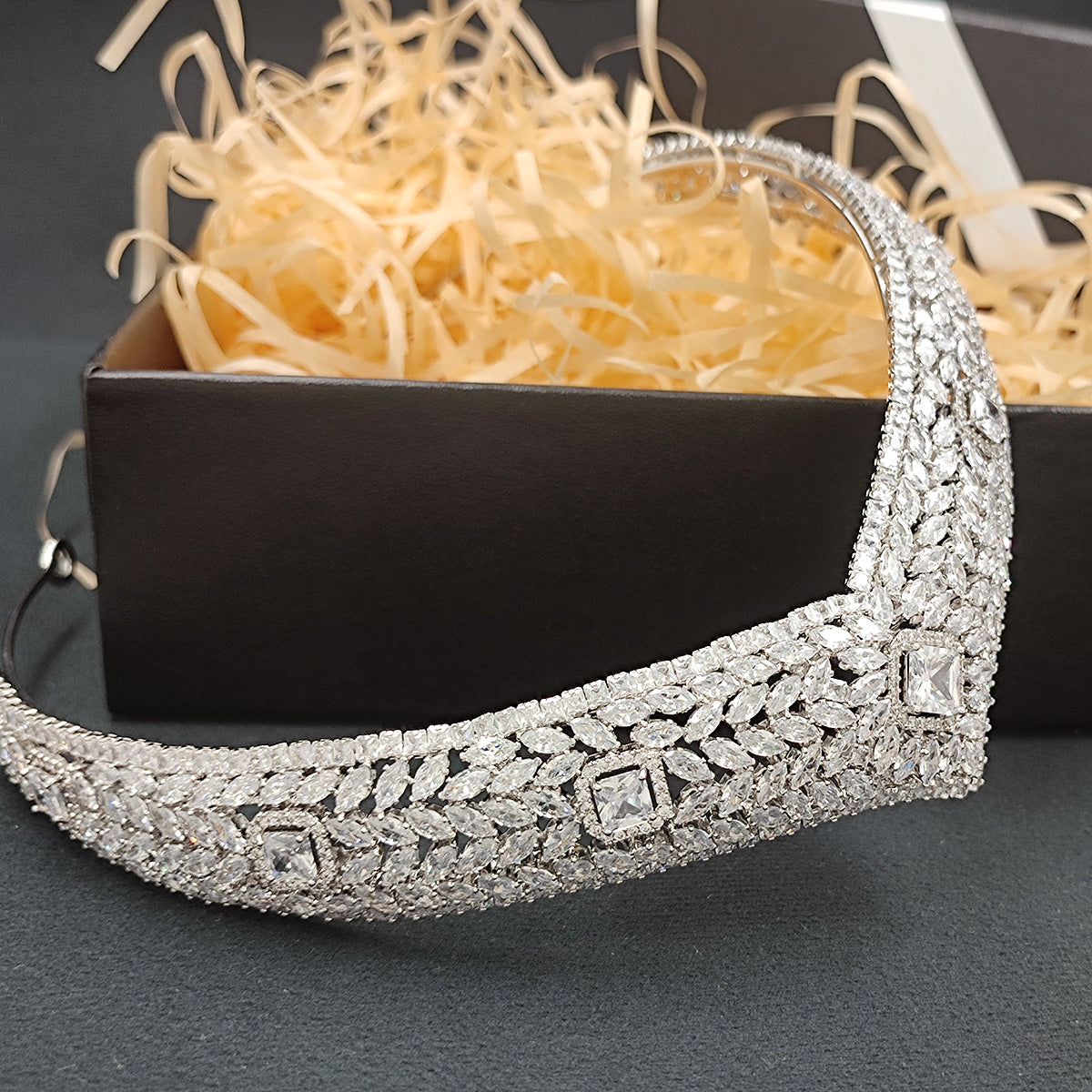 5A Zirconia Wedding Tiara - Sparkling Crystal Bridal Crown for Bride FK93750 | Perfect for Weddings, Prom, Pageants & Special Occasions