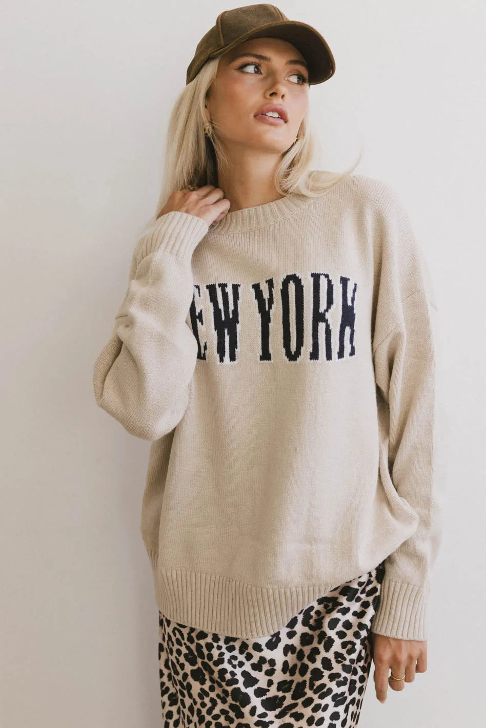 New York Crew Neck Sweater in Cream | Soft Cotton Knit Pullover | Casual Winter Wear for Men & Women | Perfect for Office, Travel & Holiday Outfits