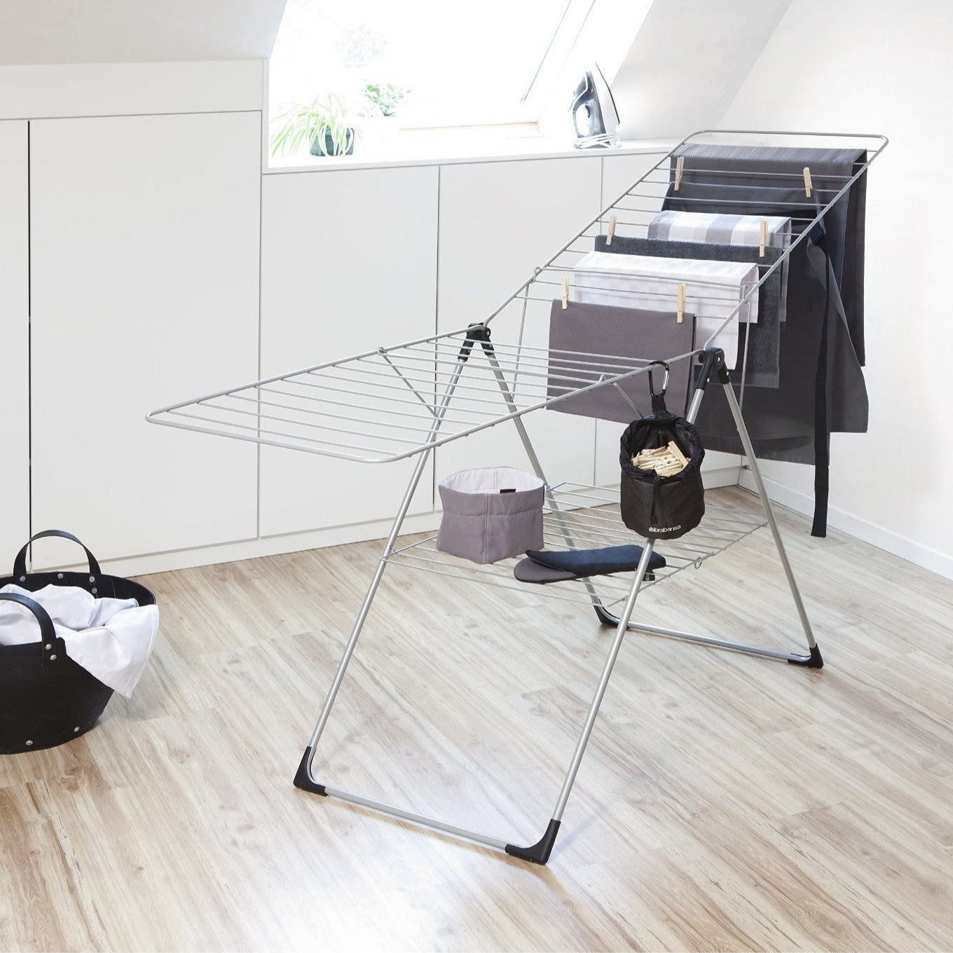 20M T-Shaped Clothes Drying Rack - Heavy Duty Laundry Rack for Indoor/Outdoor Use - Perfect for Apartments, Balconies & Backyards