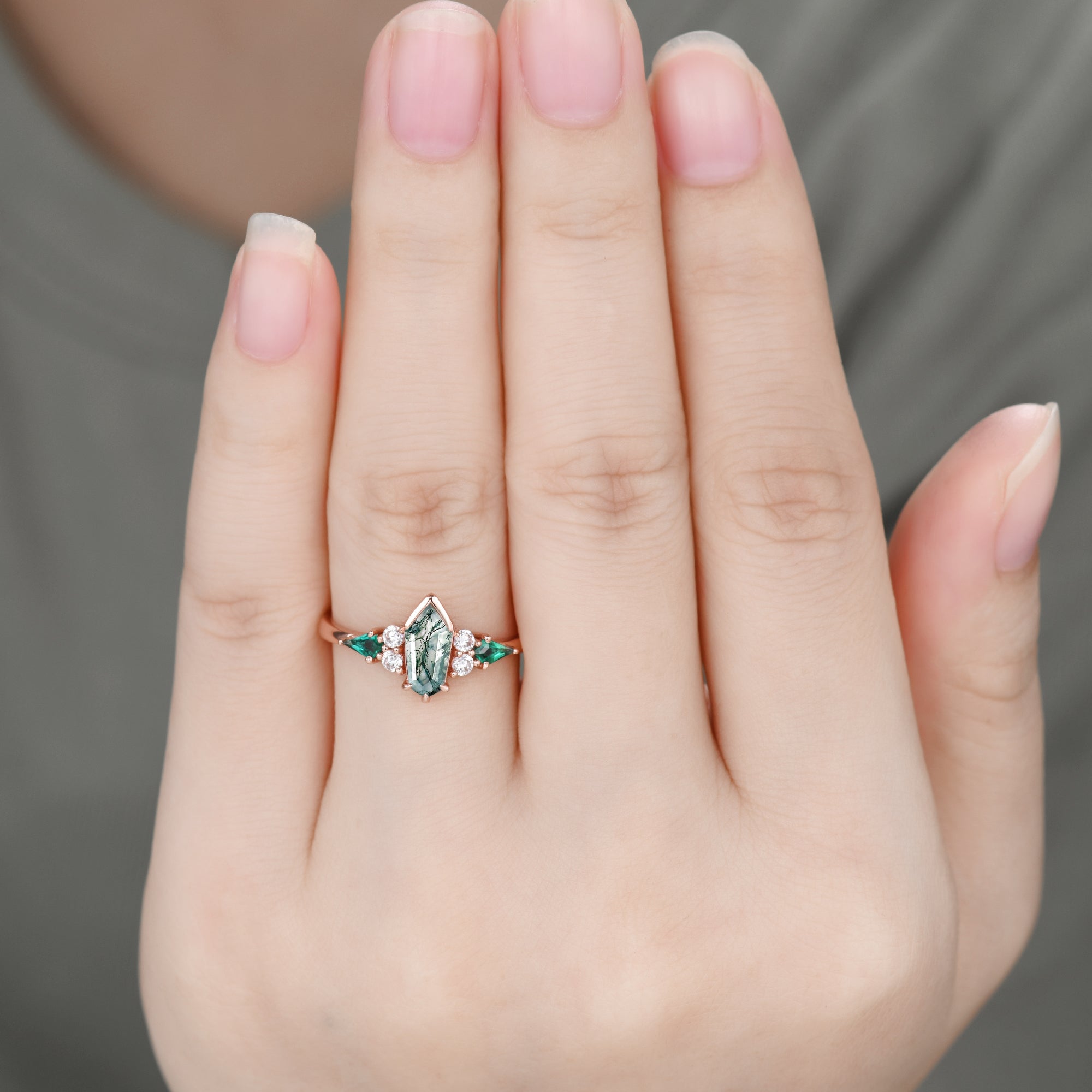 Unique Moss Agate Wedding Ring Set in Rose Gold - Gothic Engagement Ring with Coffin Shield Cut - Perfect for Alternative Weddings, Dark Romance & Gothic Bridal Jewelry