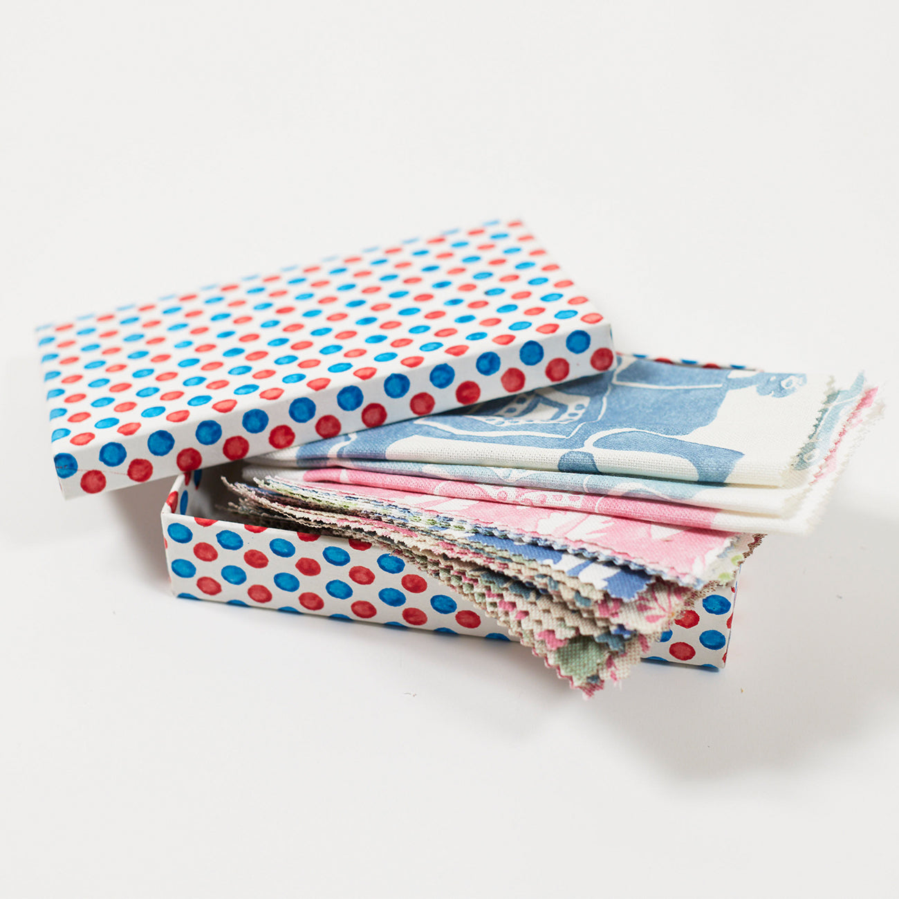 Deerhyrst Printed Fabric Sample Set - High-Quality Cotton Fabric Swatches for Quilting, Sewing & DIY Crafts - Perfect for Home Decor, Fashion Design & Upholstery Projects