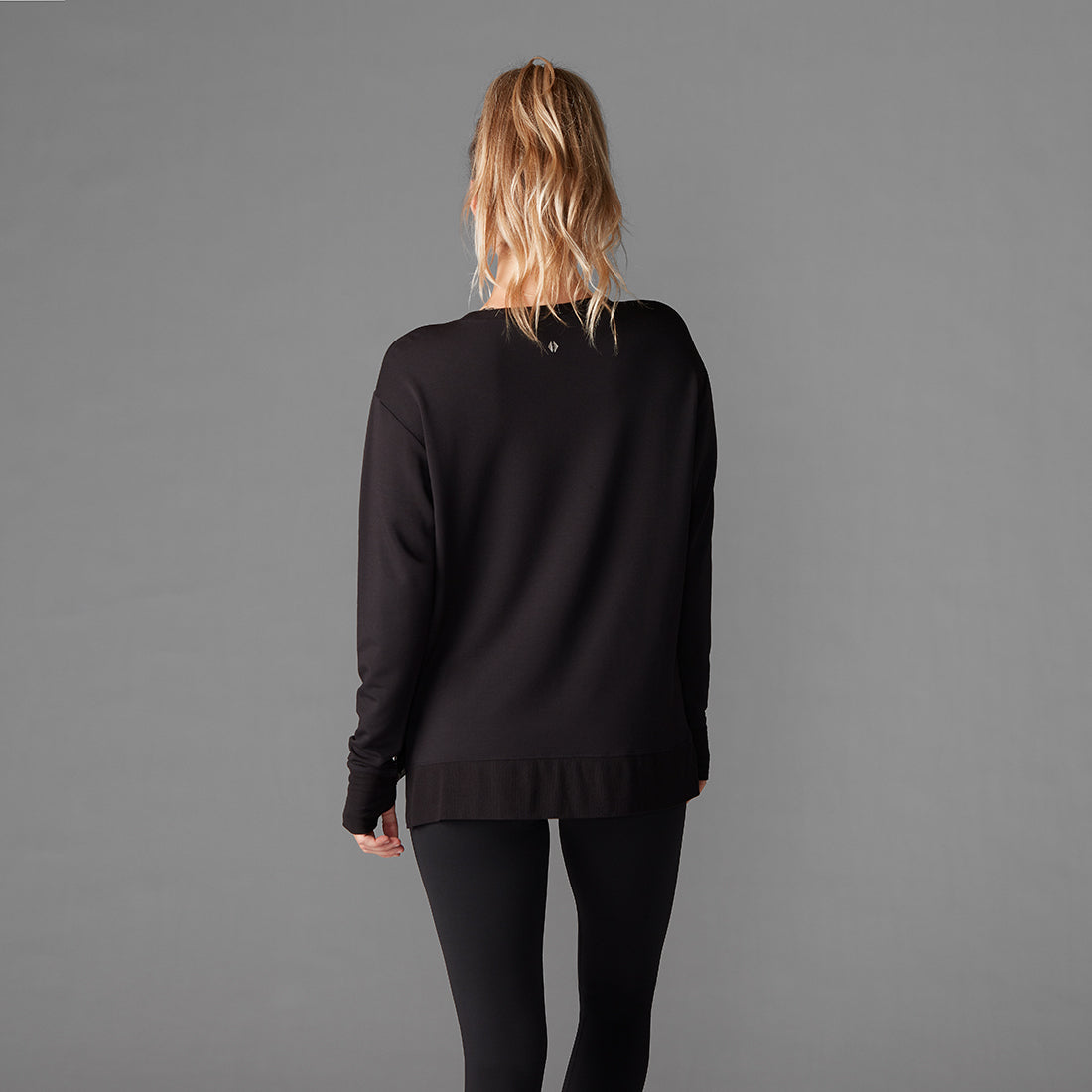 Tavi Noir Cozy Sweatshirt for Women - Soft Fleece Pullover Hoodie, Casual Loungewear for Fall & Winter - Perfect for Coffee Dates, Errands and Relaxing at Home