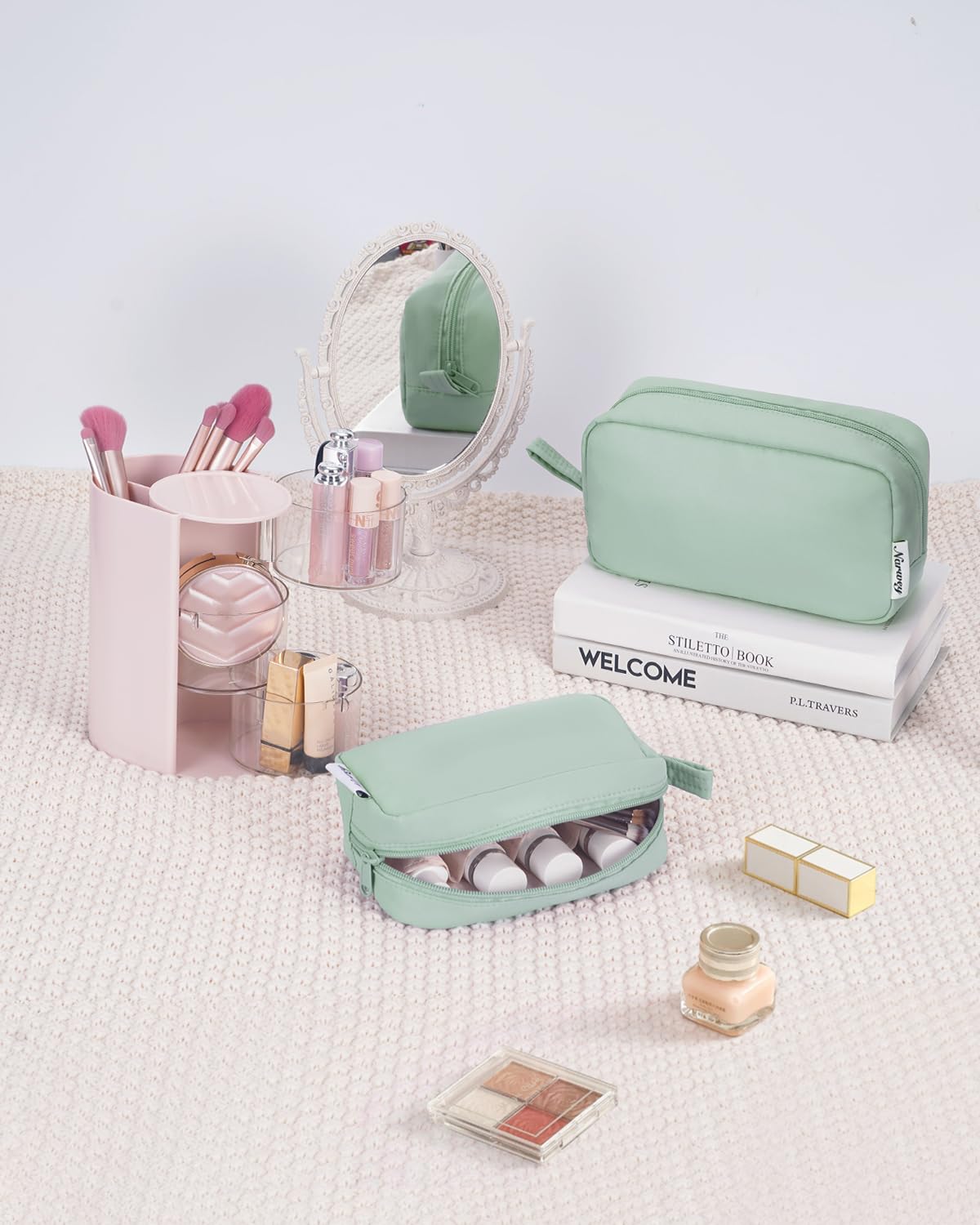 Narwey Small Cosmetic Bag - Mini Travel Makeup Pouch with Zipper & Organized Pockets for Women | Cute Mint Green Purse Organizer | Perfect for Travel, Gym & Daily Essentials Storage