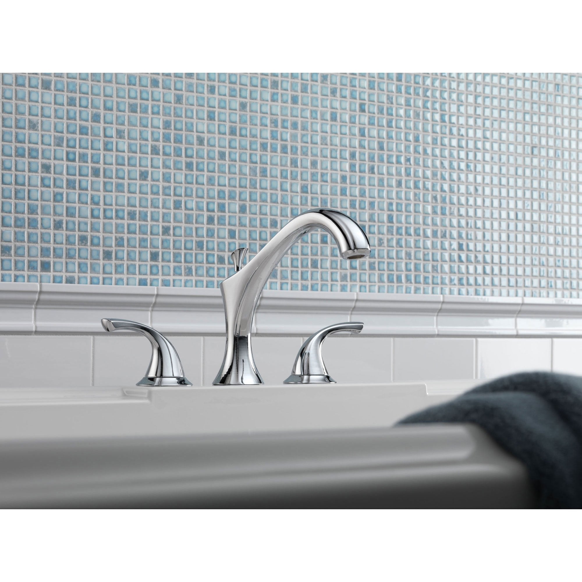 Delta Addison 2-Handle Widespread Chrome Roman Tub Faucet with Valve D919V - Perfect for Bathroom Renovation & Luxury Spa Experience