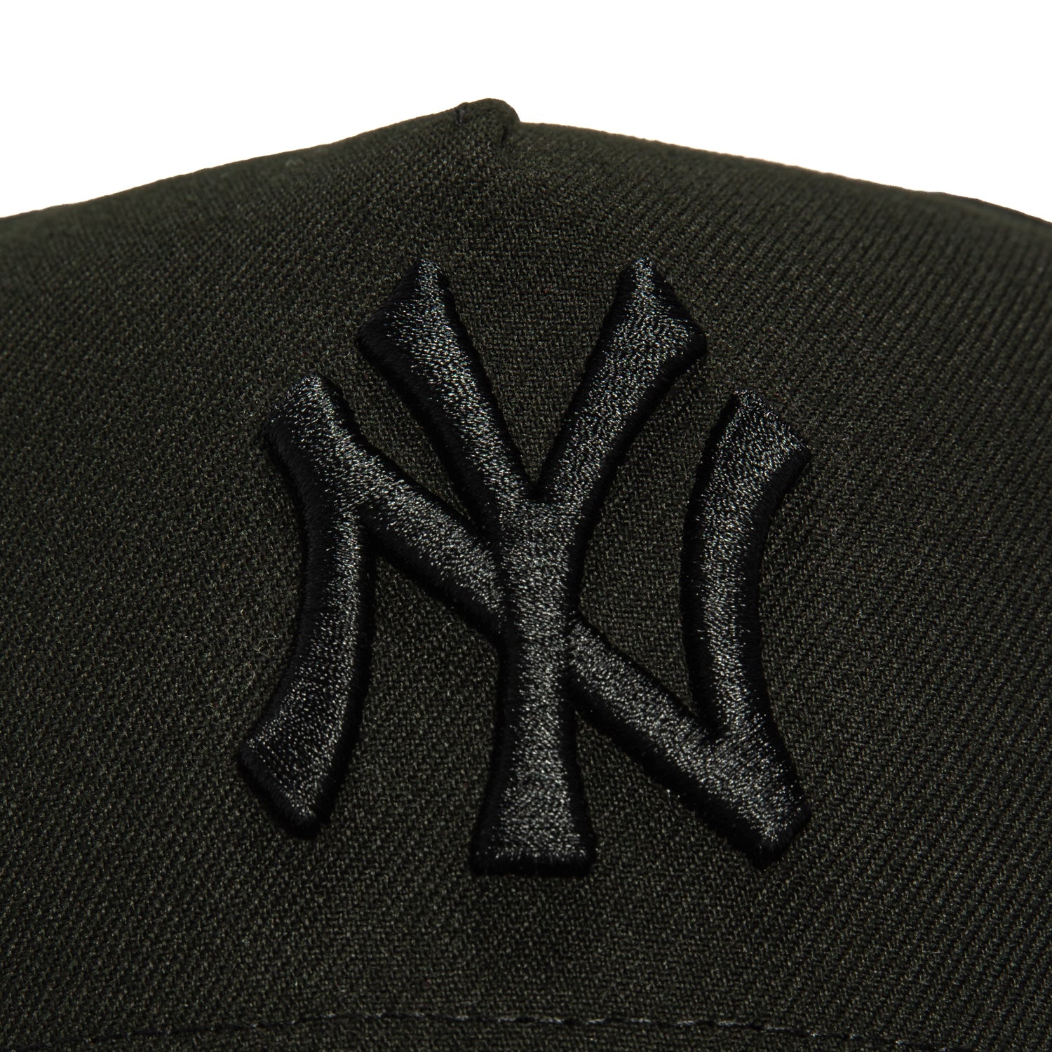 New York Yankees Snapback Hat by New Era - 9Forty A-Frame Adjustable Cap in Black | Perfect for Baseball Games, Streetwear & Casual Outfits