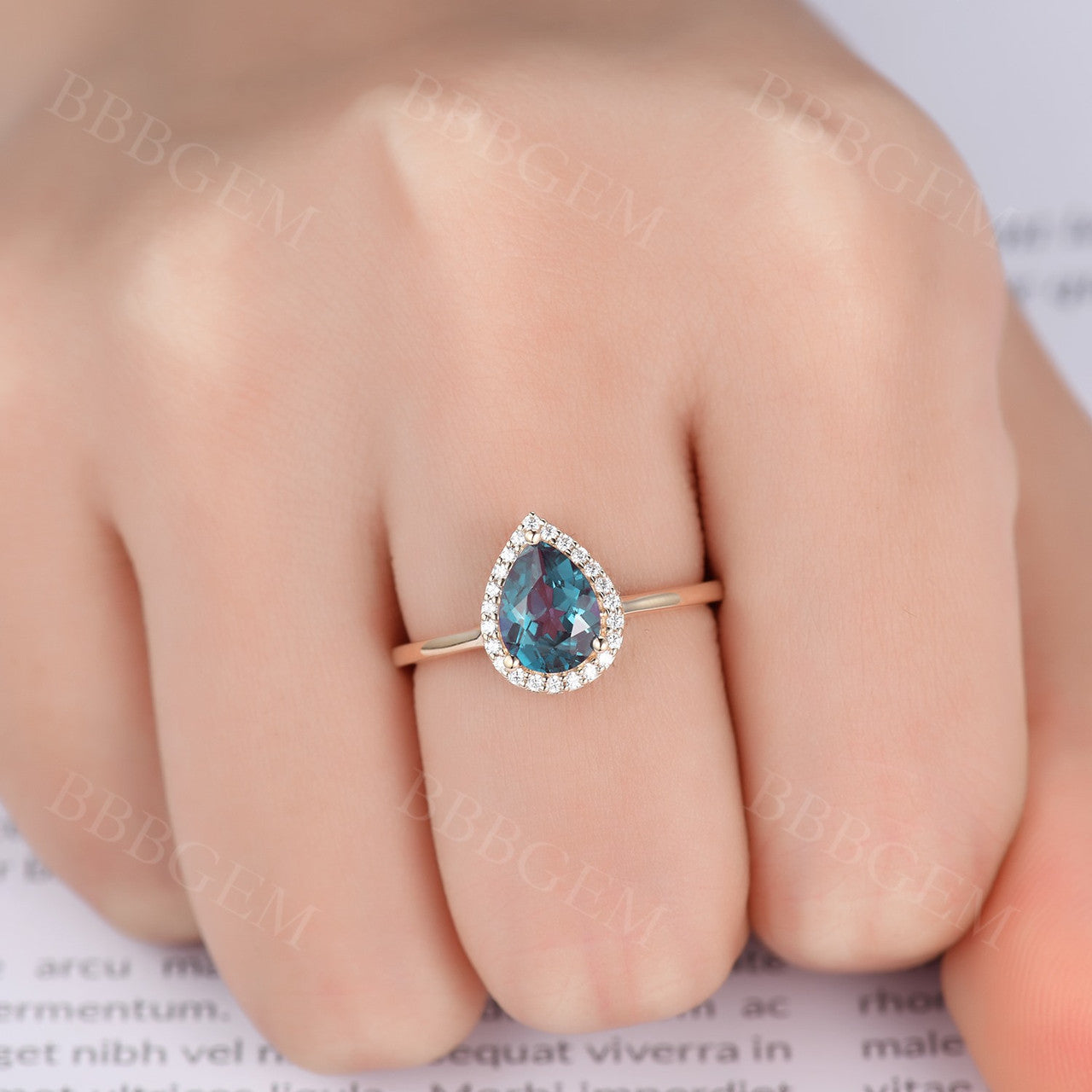 Vintage Pear Shaped Lab Created Alexandrite Engagement Ring - 14K Gold Solitaire Promise Ring for Women, Perfect for Proposals, Anniversaries & Special Occasions