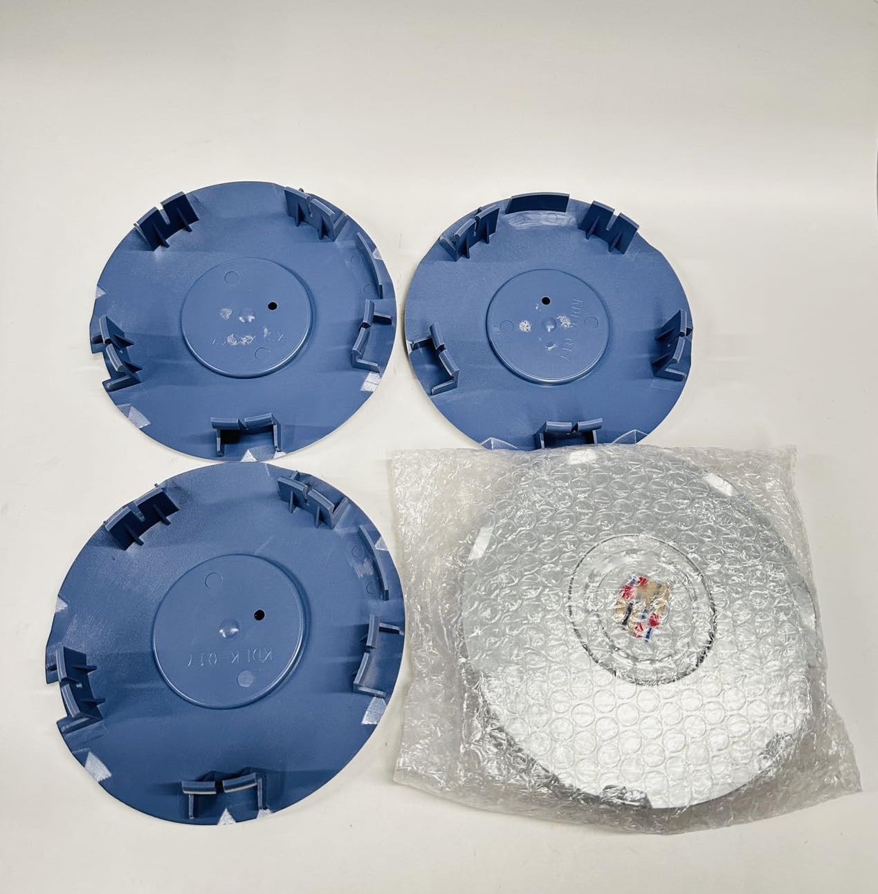4-Piece Wheel Hub Center Cap Cover Set (9596626, 9597372) for Cadillac CTS 2008-2009 - Perfect for Wheel Protection & Customization | Replacement Parts for Car Accessories & Auto Styling
