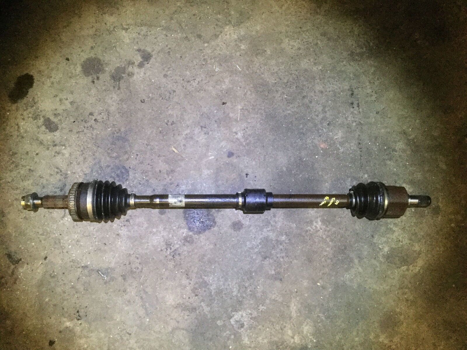 2005-2009 Hyundai Tucson 2.0L FWD Right Passenger Side Front Axle Shaft OEM Replacement - Perfect for Off-Roading & Daily Commuting