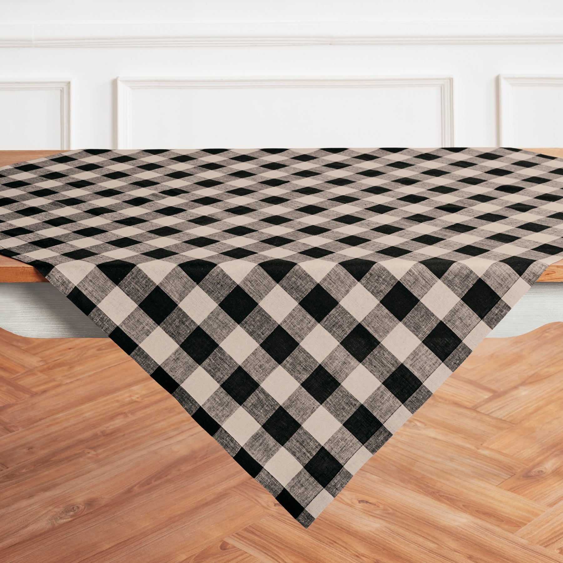 Buffalo Check Table Throw - Soft and Durable Plaid Table Cover for Kitchen, Dining Room, and Picnic - Perfect for Holiday Decor and Outdoor Gatherings