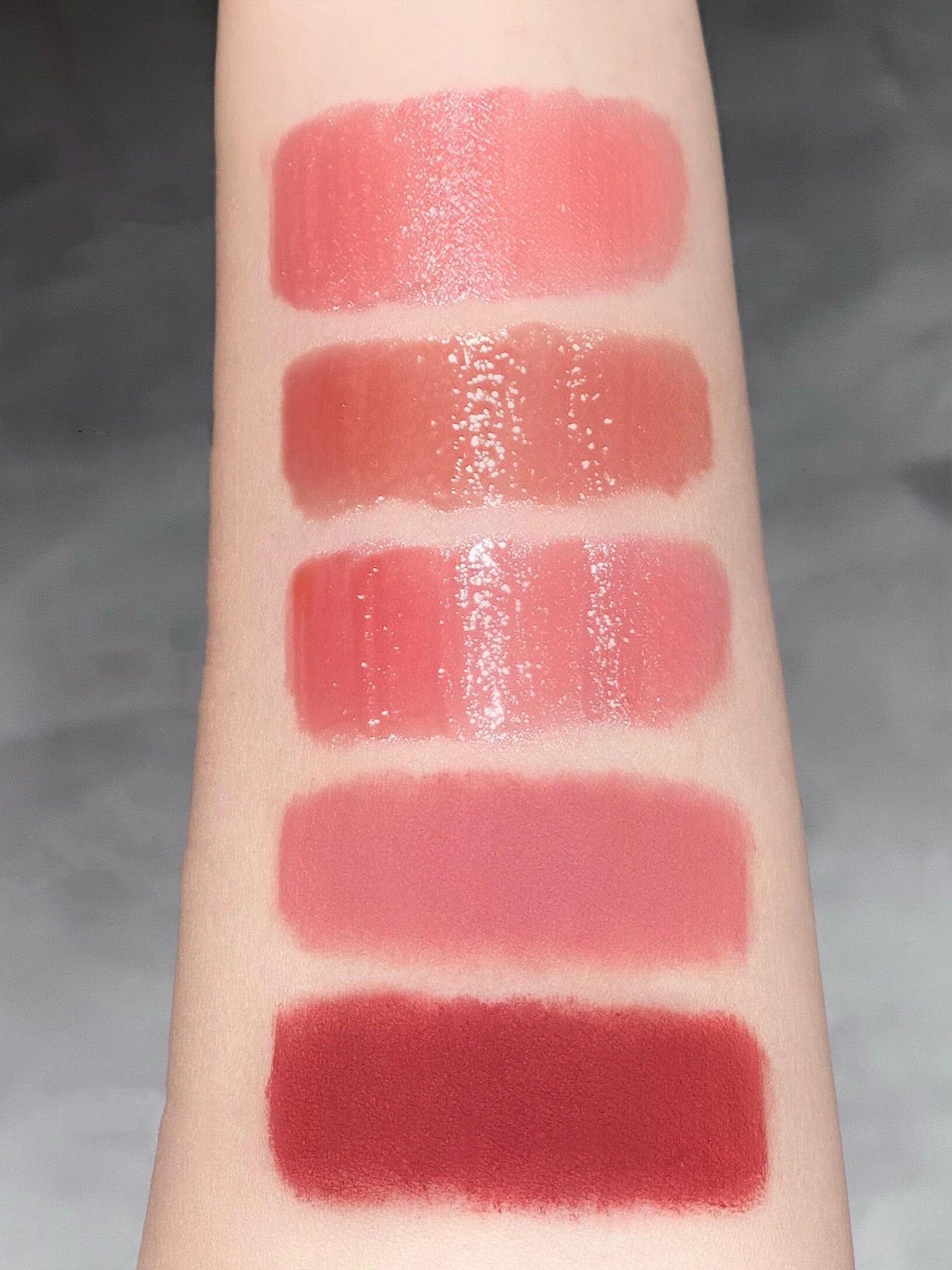 HOLD LIVE Retro Garden Lip Gloss Gift Set - 6 Colors Hydrating Moisturizing Lip Gloss for Women, Vegan & Cruelty-Free - Perfect for Daily Wear, Parties & Gifts