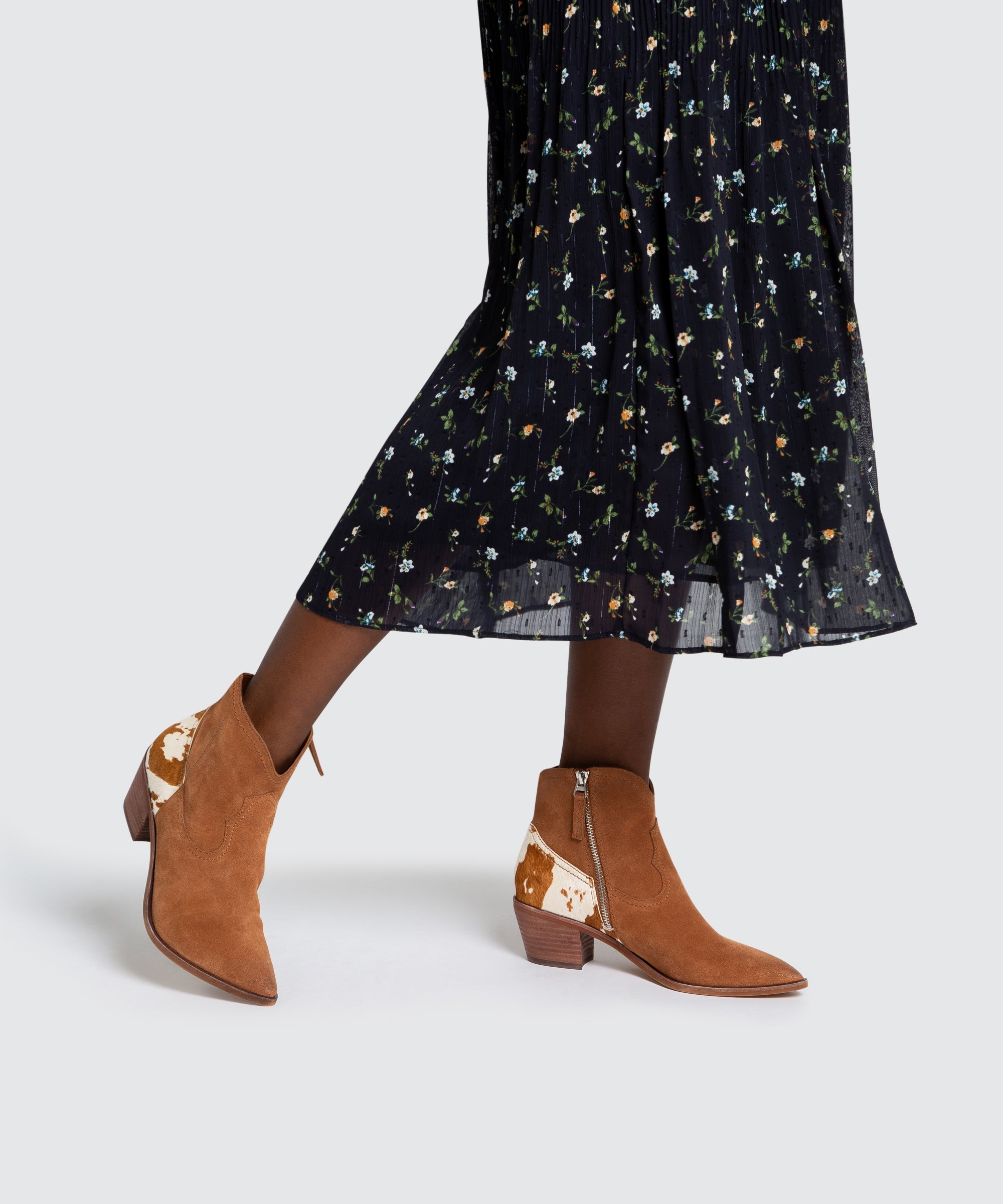 SENICA Women's Brown Booties - Stylish & Comfortable Ankle Boots for Fall & Winter | Perfect for Casual Outfits, Office Wear & Outdoor Activities