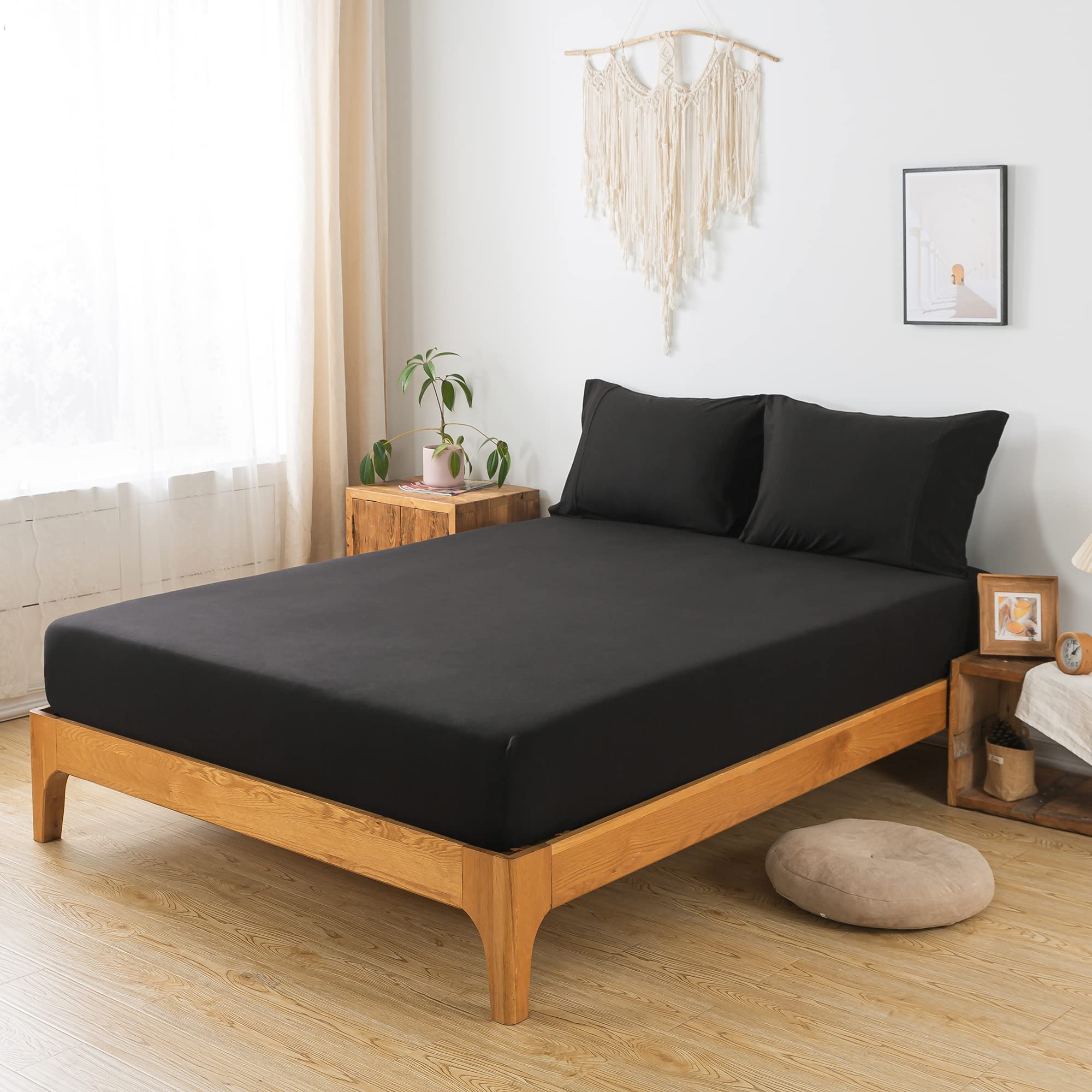 100% Cotton Jersey Knit Fitted Sheet Set - Ultra Soft, Breathable & Durable Queen Size Bed Sheets (3-Piece, Black) for Comfortable Sleep & Easy Care - Perfect for Master Bedroom, Guest Room & Vacation Homes