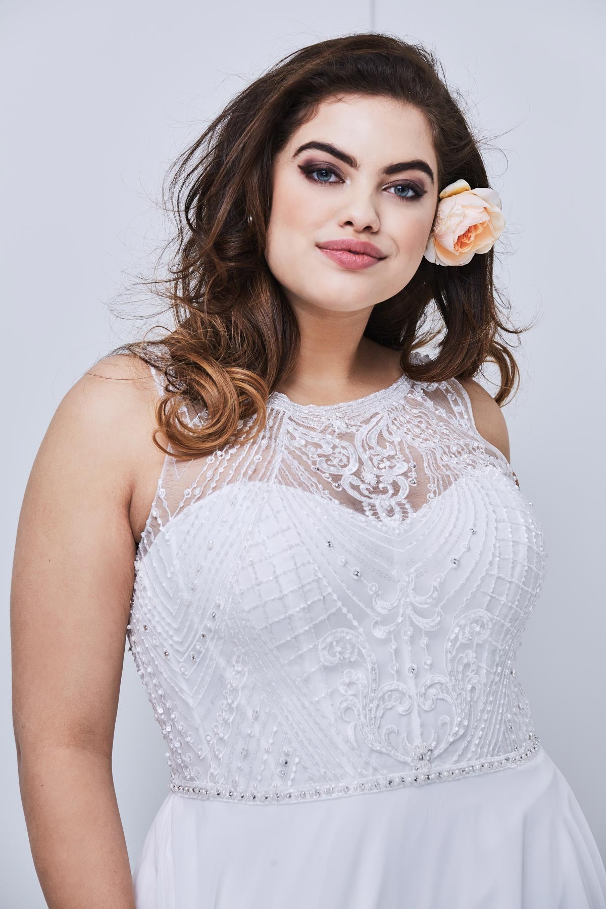 Watters Hathaway 19705 Plus Size Wedding Gown Sample Dress - Perfect for Bridal Shop Try-Ons and Curvy Bride Fittings