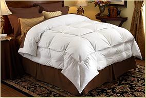 Pacific Coast Feather White Goose Down Stratus Down Comforter - Ultra Soft & Hypoallergenic All-Season Bedding for Luxurious Sleep - Perfect for Master Bedrooms, Guest Rooms & Cozy Winter Nights