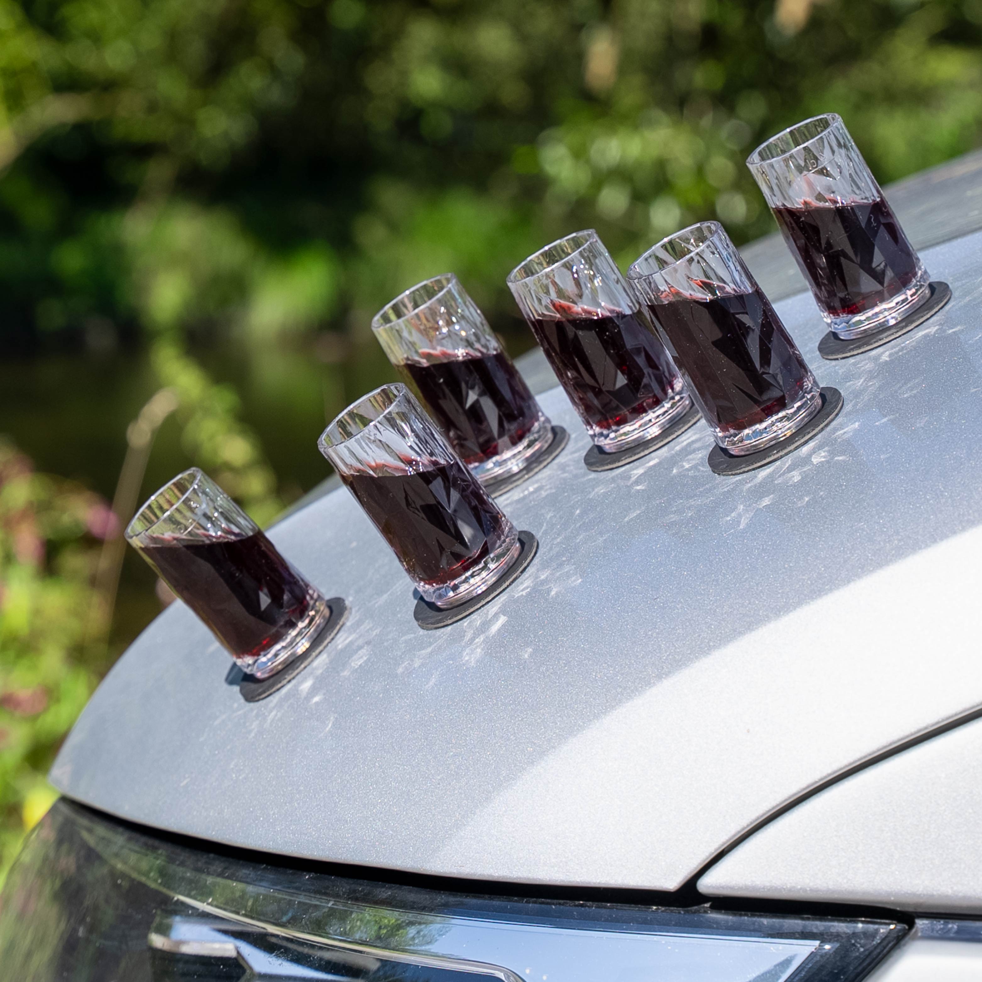 Premium Plastic Shot Glasses with Magnetic Base - Perfect for Parties, Bars, and Home Entertaining