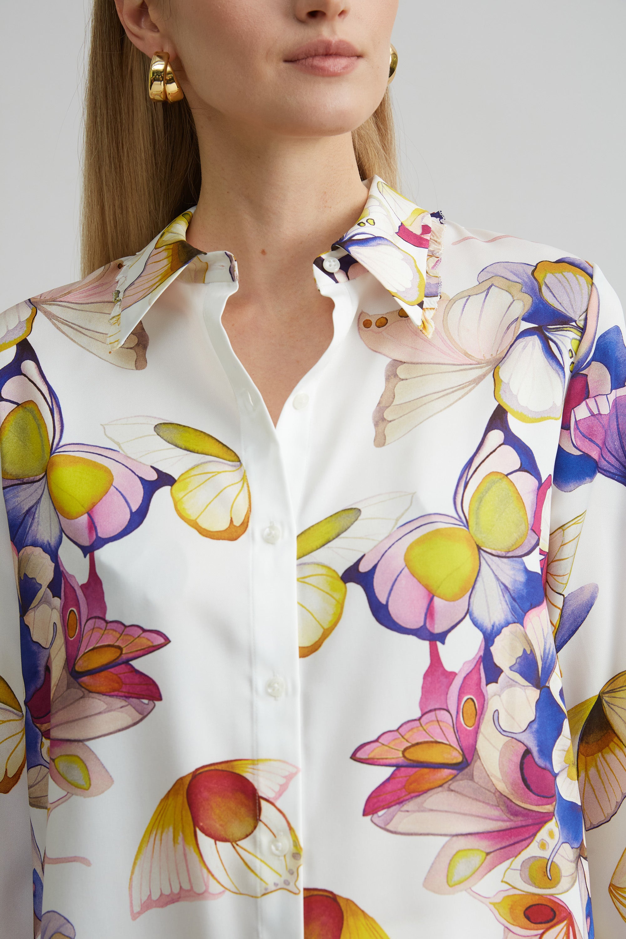 Stylish Butterfly Twill Button Down Shirt for Men & Women - Comfortable Casual & Office Wear - Perfect for Work, Dates & Special Occasions
