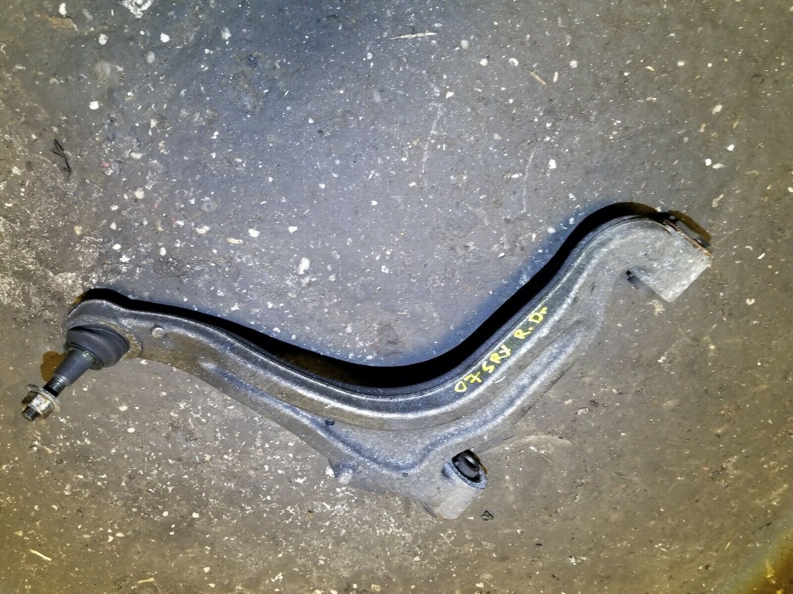 2005-2009 Cadillac SRX Rear Left Driver Side Upper Control Arm Replacement - OEM Quality for Smooth Ride & Handling - Perfect for DIY Repairs & Auto Maintenance