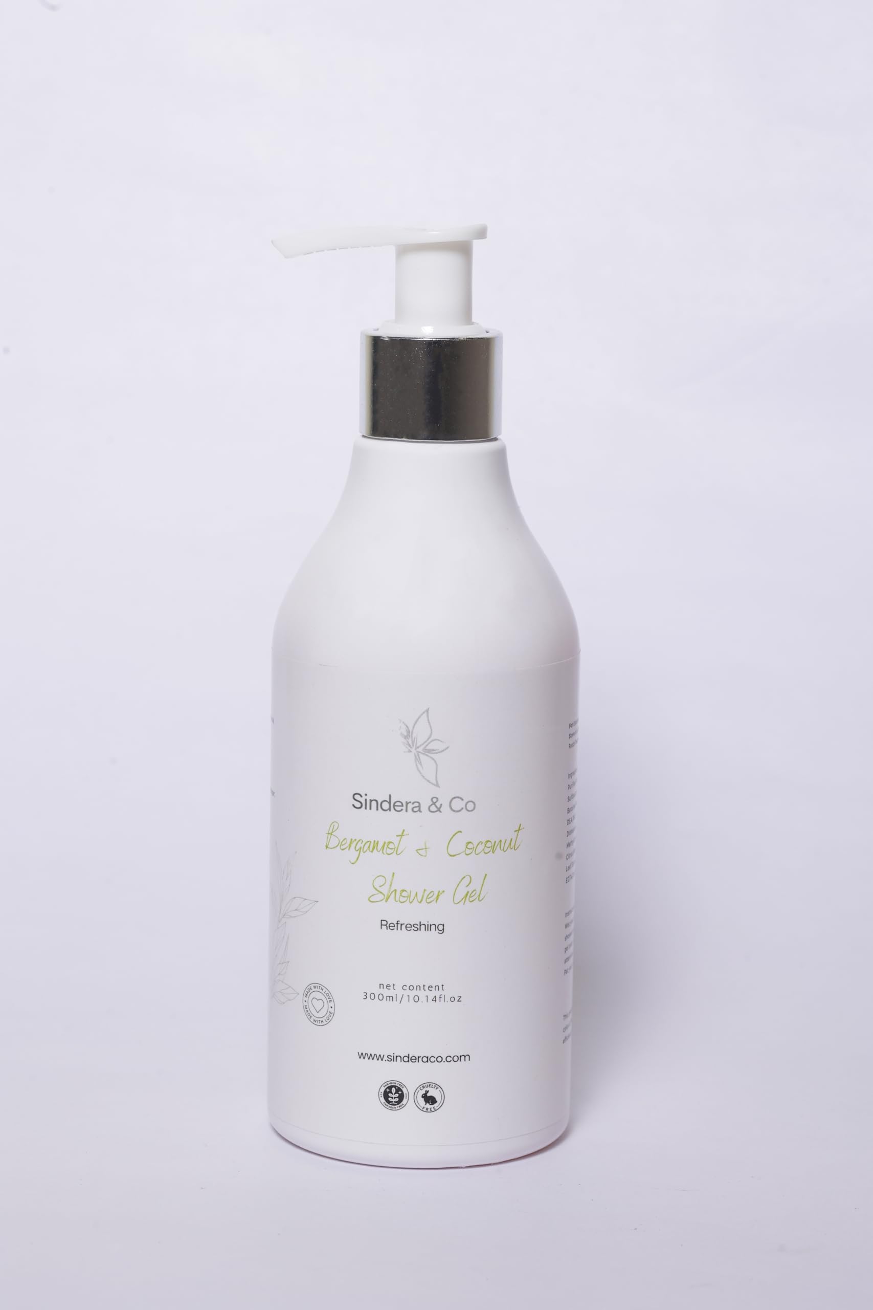 Sindera & Co Bergamot & Coconut Scented Shower Gel - Moisturizing Body Wash for Women & Men | Refreshing Daily Cleanser for Dry Skin & Relaxing Bath Time