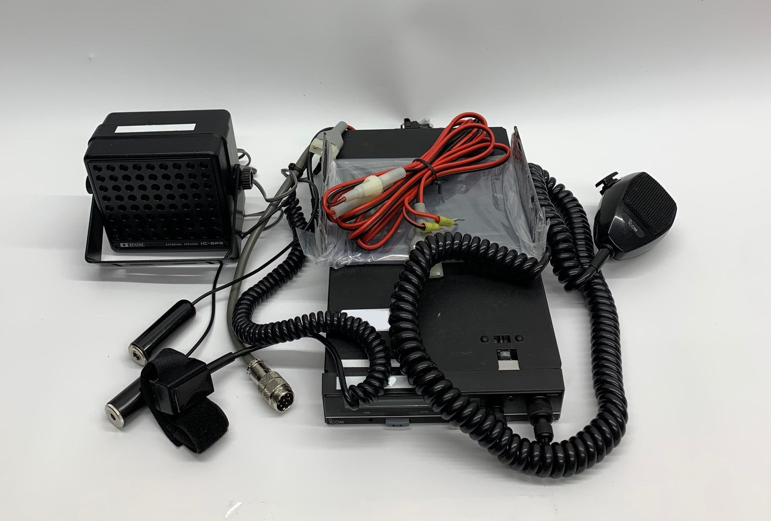 ICOM IC-A200 Aviation VHF Base Radio with Antenna & Power Supply - Perfect for Air Traffic Control & Pilot Communication