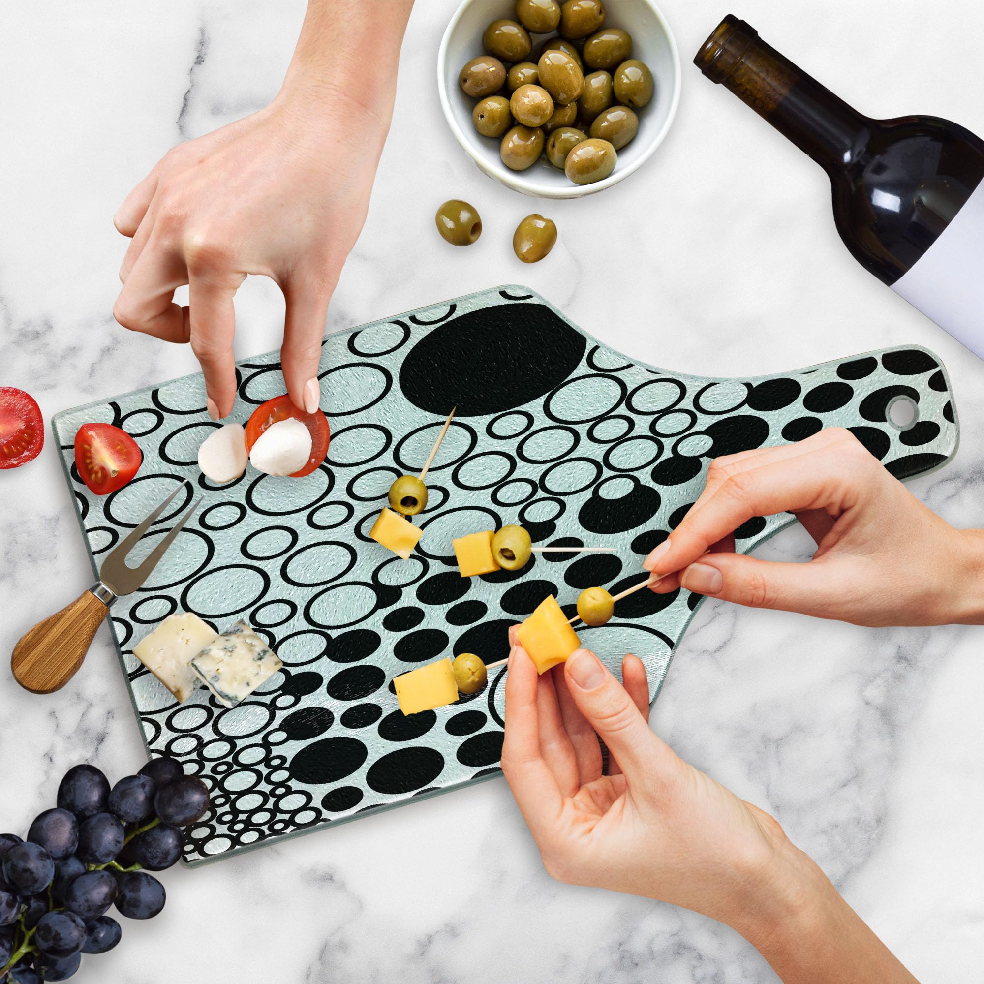 Ambesonne Yin Yang Cutting Board - Black & White Abstract Design with Retro Dots - Tempered Glass Serving Board for Kitchen & Dining - Perfect for Charcuterie, Cheese Display & Wine Bottle Serving