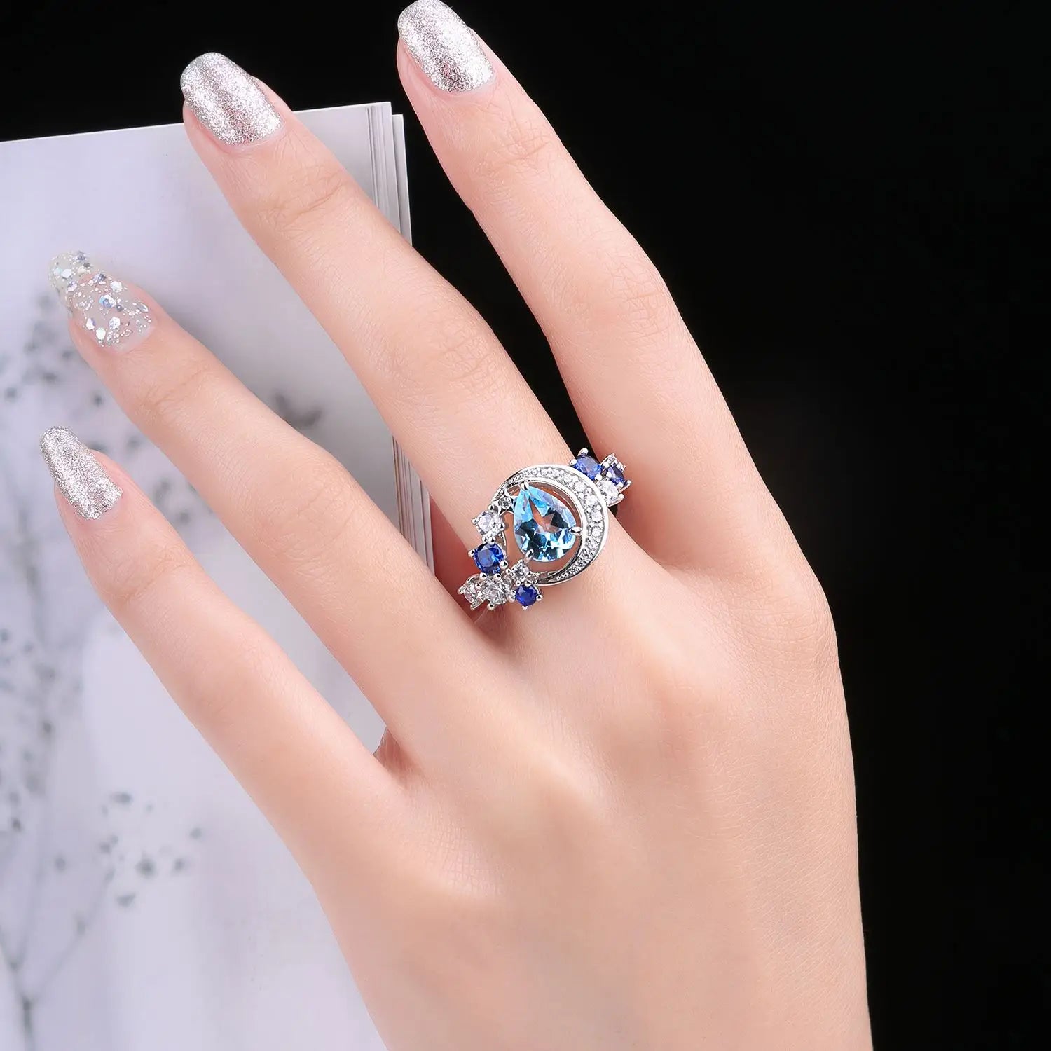 Elegant Crystal Wave Ring for Women - Boho Chic Jewelry for Everyday Wear, Gift for Her - Perfect for Parties, Weddings & Special Occasions