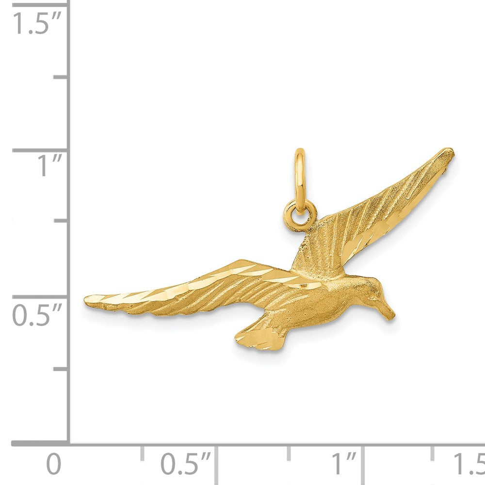 Elegant Gold Flying Seagull Pendant Necklace - Model C1204 | Perfect for Beach Vacations, Nautical-Themed Parties & Everyday Jewelry