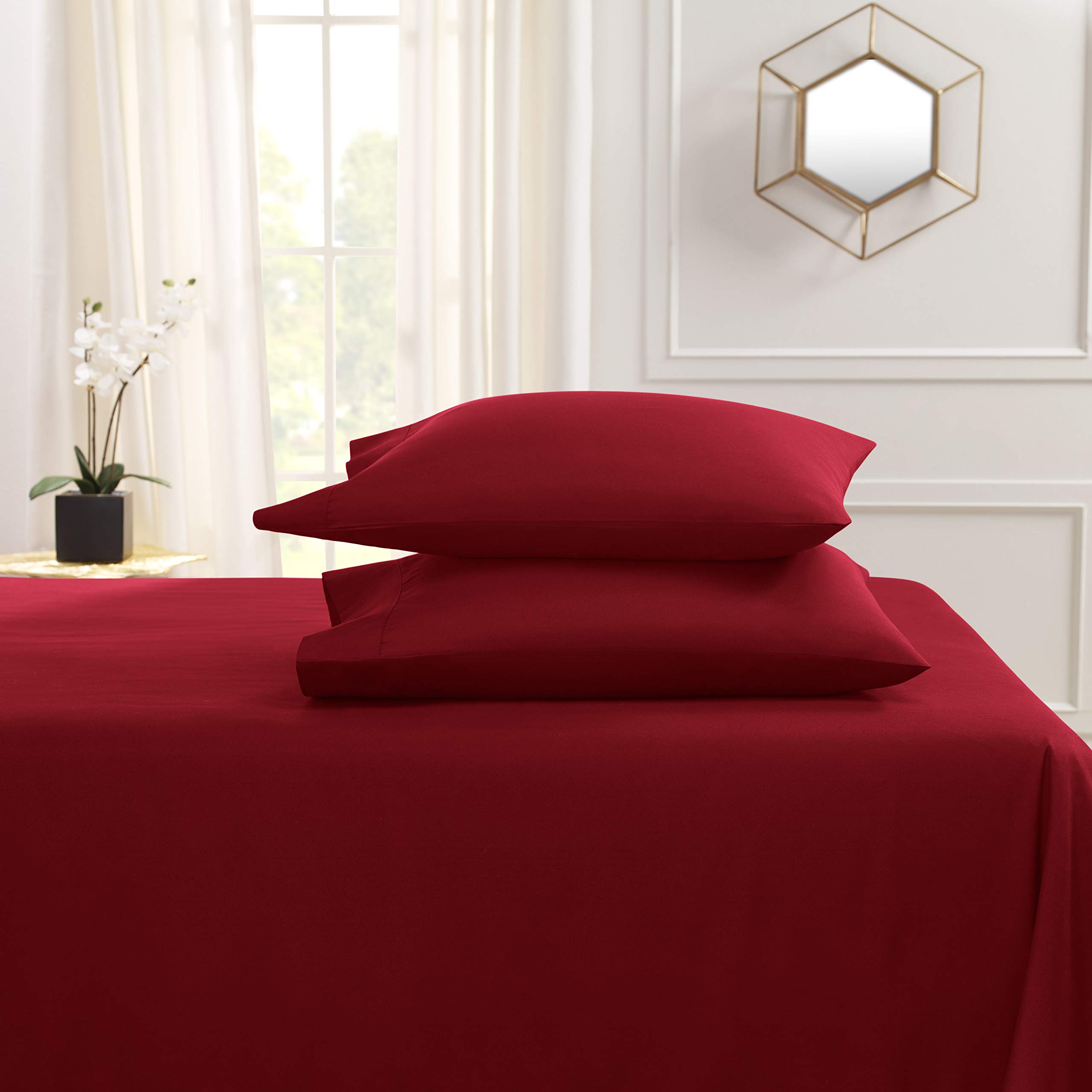 Empyrean 3-Piece Twin Sheet Set - Super Soft Double Brushed Microfiber Bed Sheets - Luxury Hotel Quality Ruby Wine (Burgundy) Twin Size Sheets with Corner Elastic Straps - Perfect for Guest Rooms, Dorms & Cozy Bedrooms