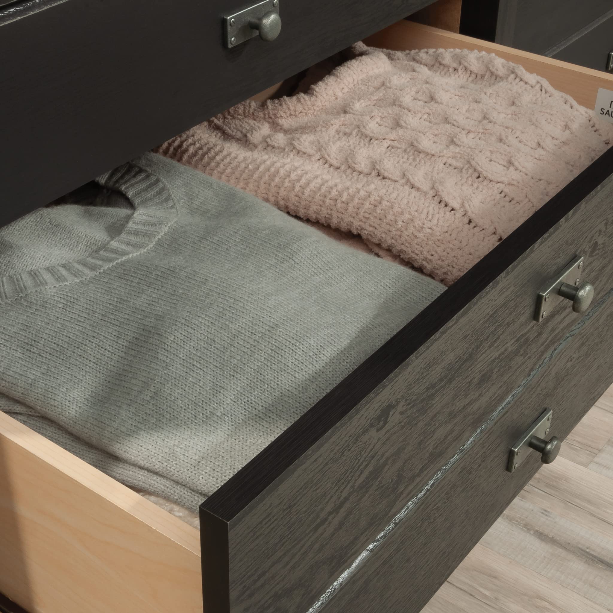 Sauder Cottage Road 6-Drawer Bedroom Dresser in Raven Oak Finish - Stylish Wooden Chest of Drawers for Bedroom Storage & Organization
