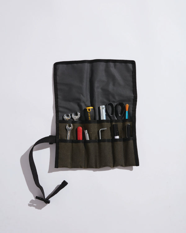 Utility Pocket Roll Bush - Durable Outdoor Gear for Camping, Hiking & Survival - Compact Storage Solution for Tools & Essentials