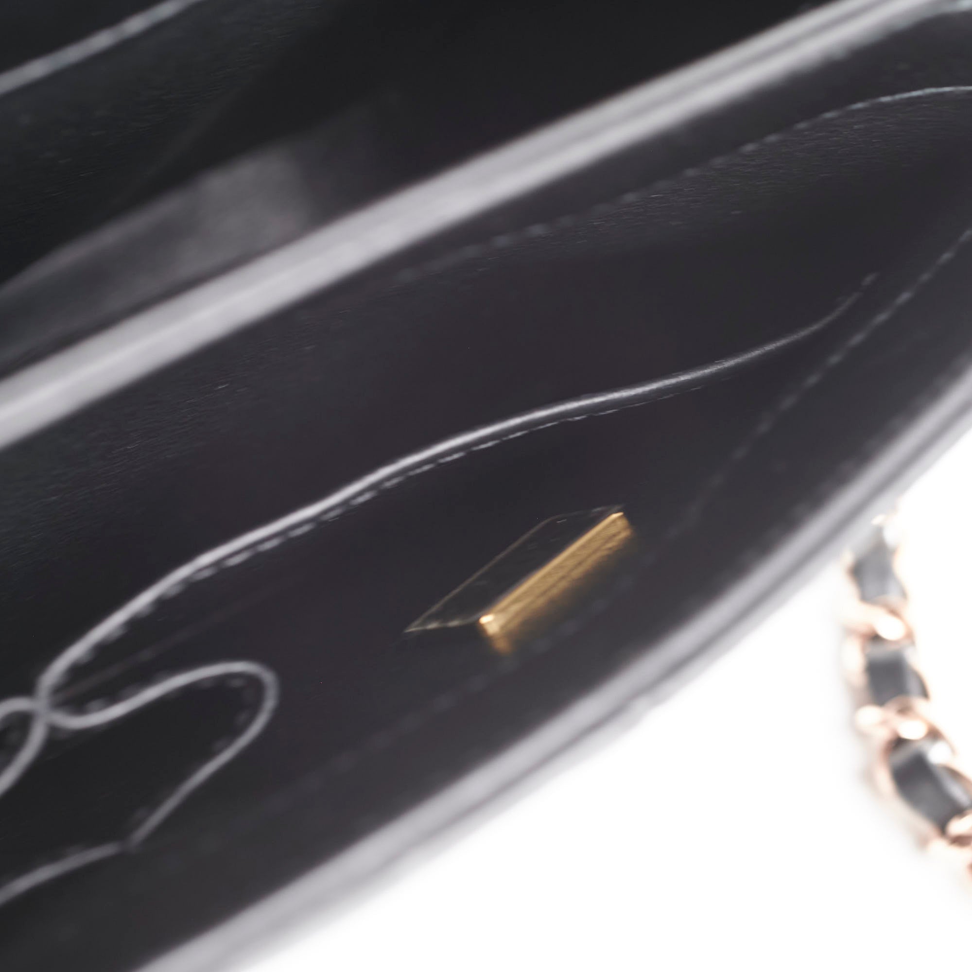 Chanel Trendy CC Black Microchip Leather Wallet on Chain - Luxury Crossbody Bag for Women, Perfect for Evening Parties & Date Nights