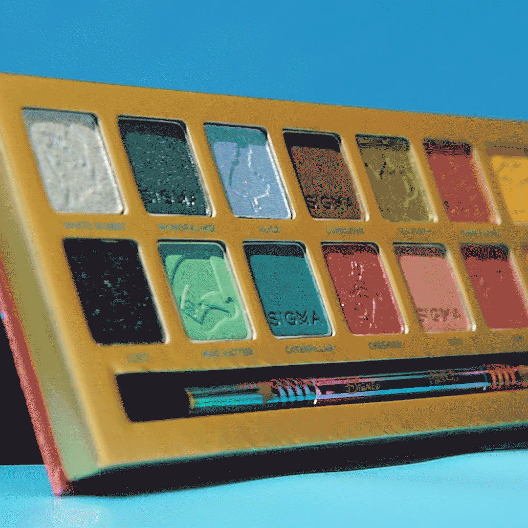 Disney Alice in Wonderland Eyeshadow Palette - 12 Vibrant Colors, Cruelty-Free & Vegan Makeup - Perfect for Cosplay, Halloween & Everyday Glam Looks
