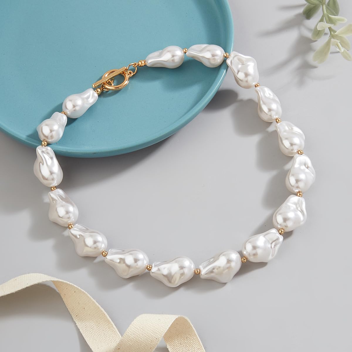 Baroque Pearl Choker Necklace for Women - Chunky Irregular Big Pearl Statement Necklace, Elegant Pearl Jewelry Gift for Her | Perfect for Weddings, Parties & Special Occasions