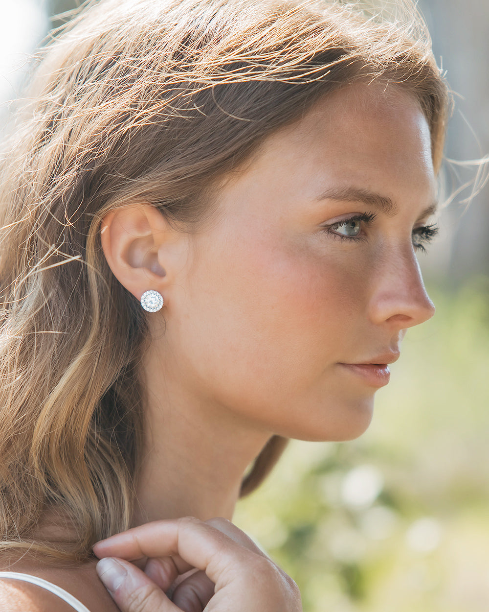 Circle CZ Stud Earrings for Women - Sparkling Cubic Zirconia Studs for Everyday Wear & Special Occasions