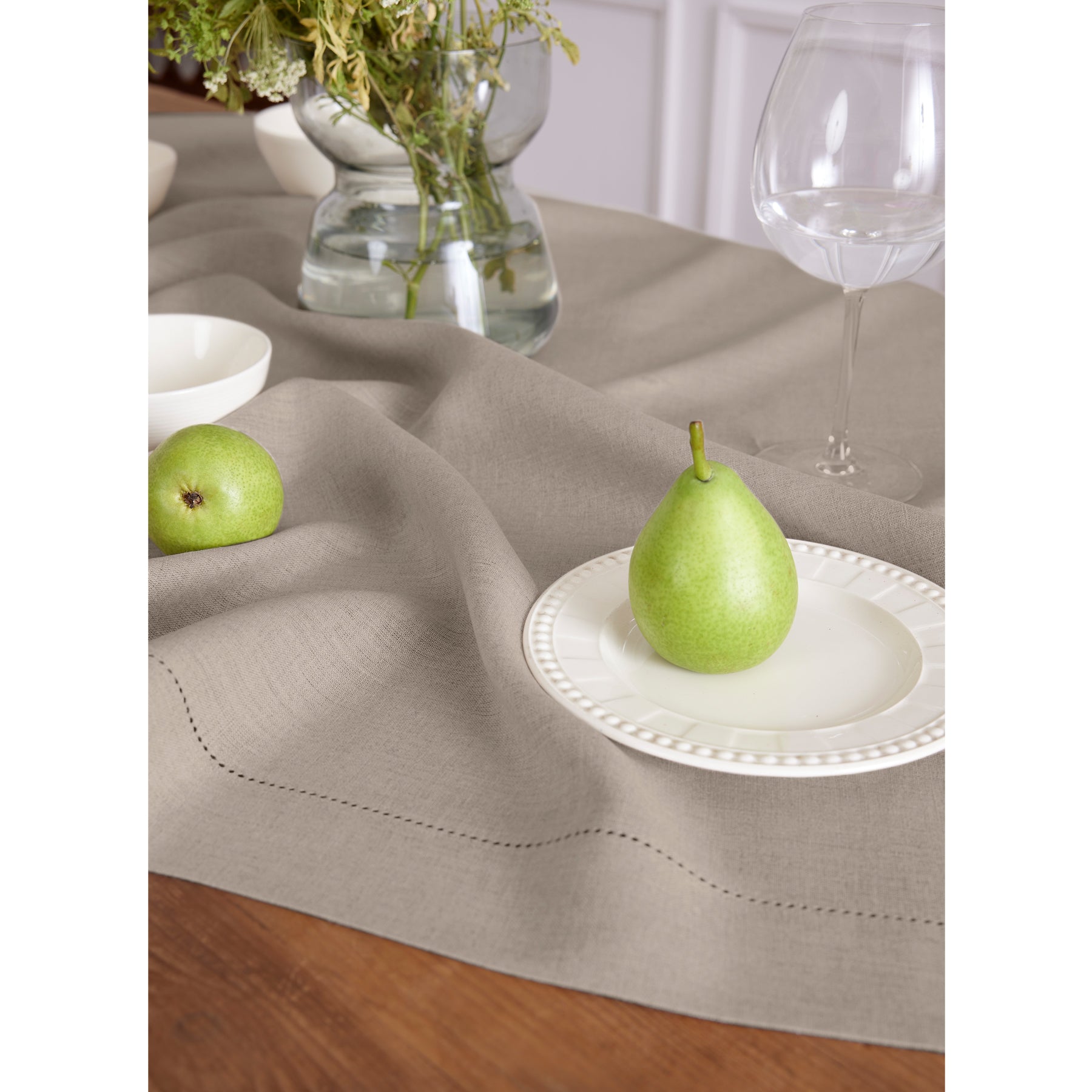 Classic Hemstitch Table Throw - Elegant Linen Table Runner for Dining Room Decor, Wedding & Holiday Table Settings